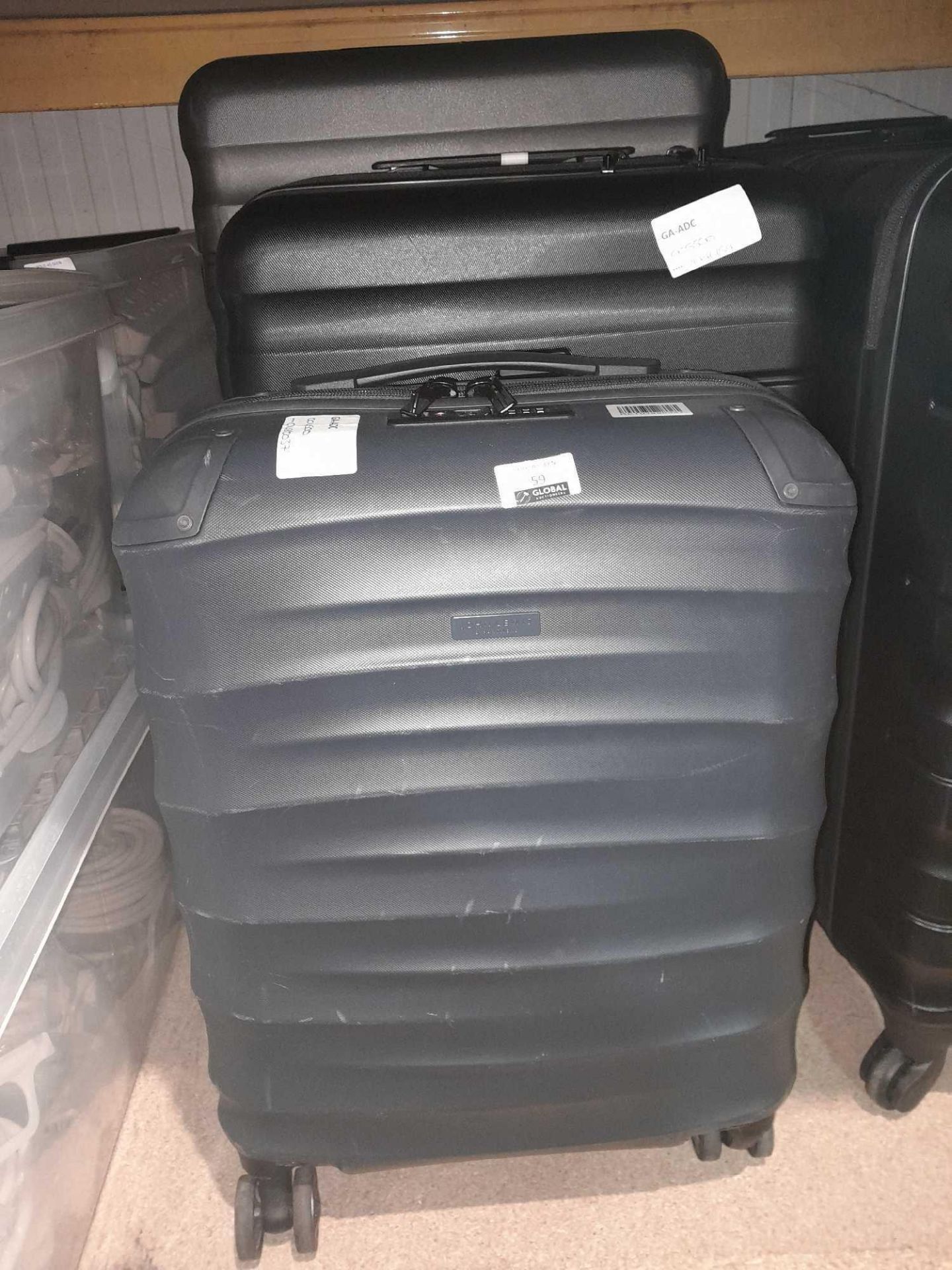 RRP £170 Lot To Contain 3 Anyday Black Medium Suitcases - Image 2 of 2