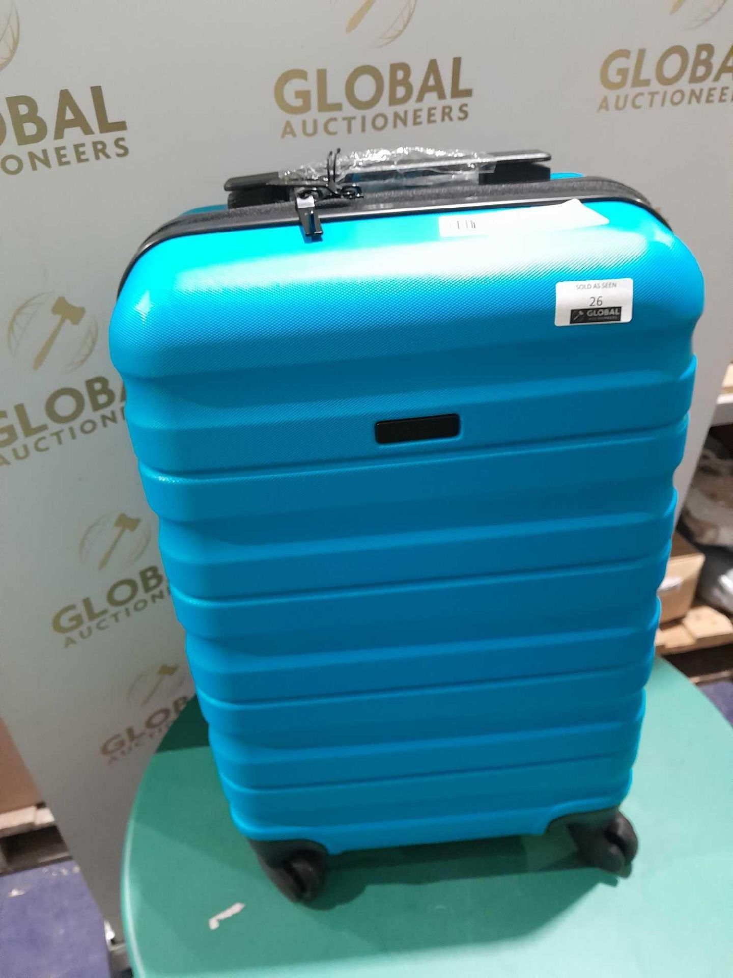 RRP £200 Lot To Contain 2 Anyday Blue Suitcases - Image 2 of 2