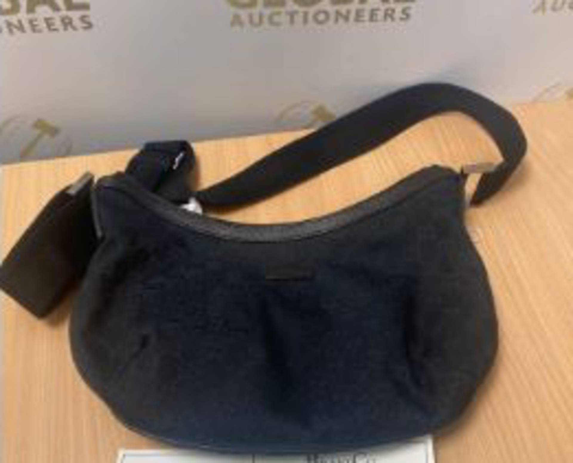 RRP £1,080 Gucci Messenger Shoulder Bag, Black Mongrame Canvas, 32X24X2Cm (Production Code 181092-