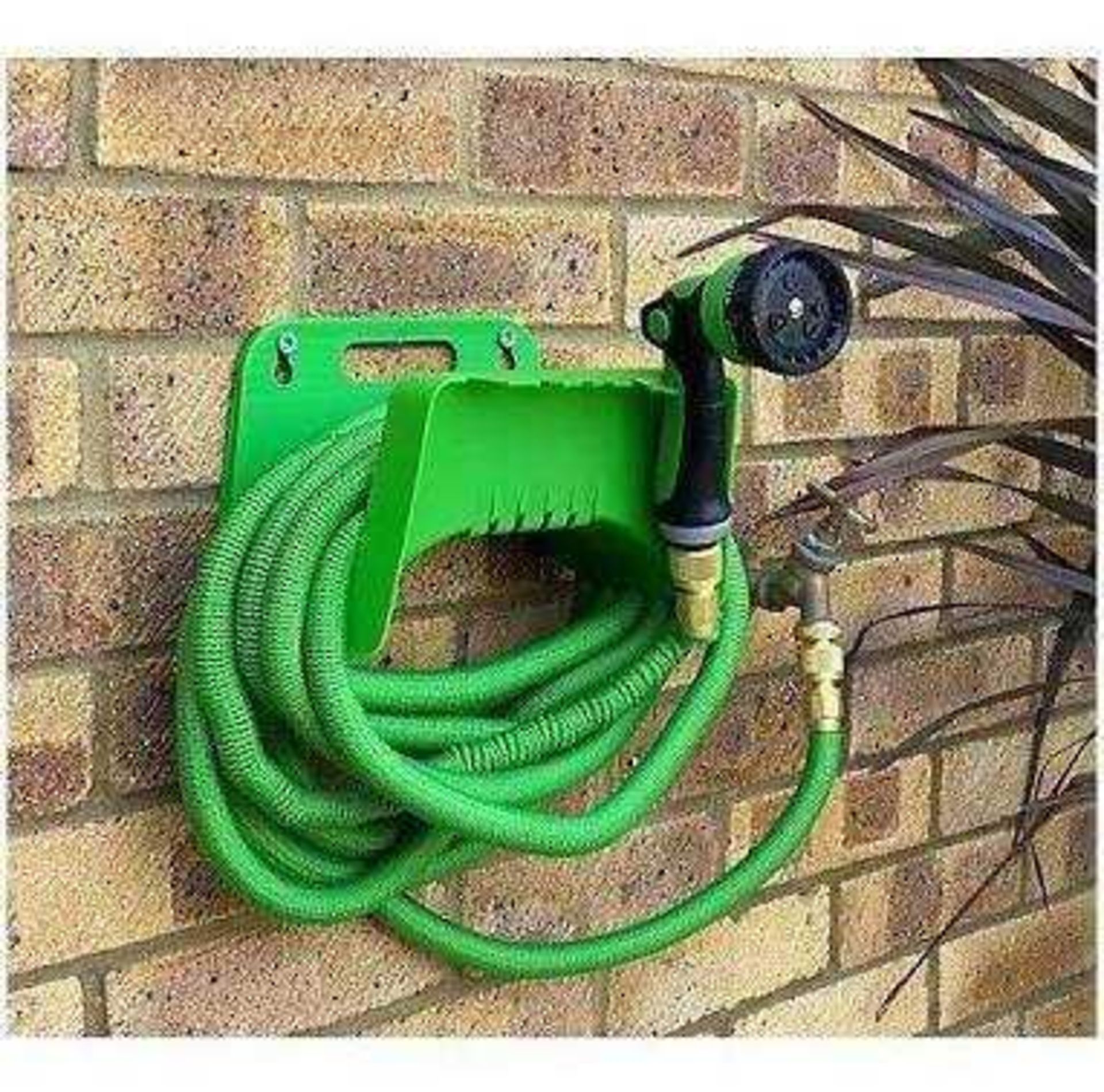 RRP £100 Lot To Contain 5 Boxed Itmes 4 Grumpy Gardener Stretch Hoses And A Cook's Essentials Microg