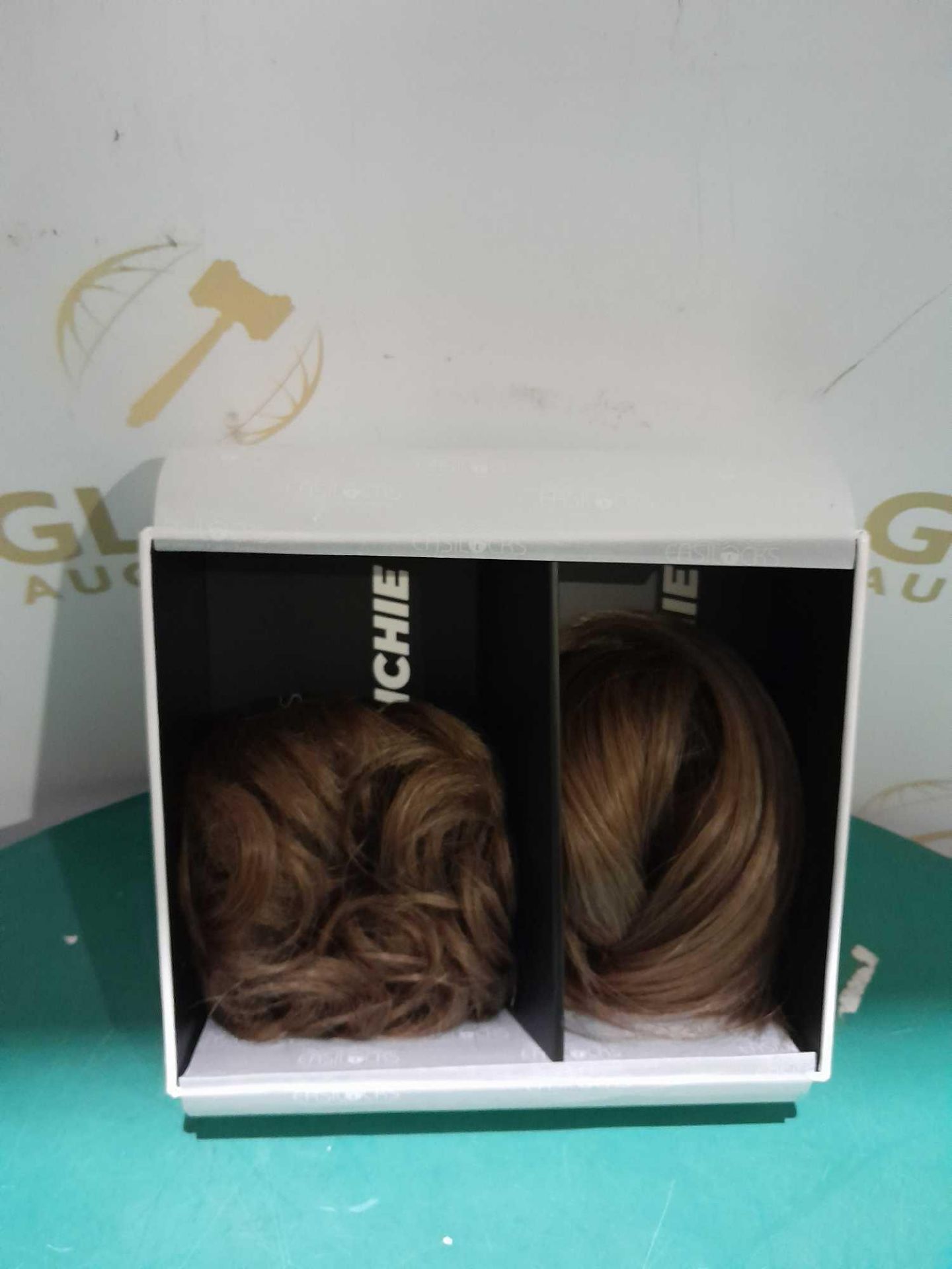 RRP £200 Lot To Contain 13 Boxed Items Including S Bond No Gun, Easilock Scrunchies, Easilocks One P - Image 2 of 2