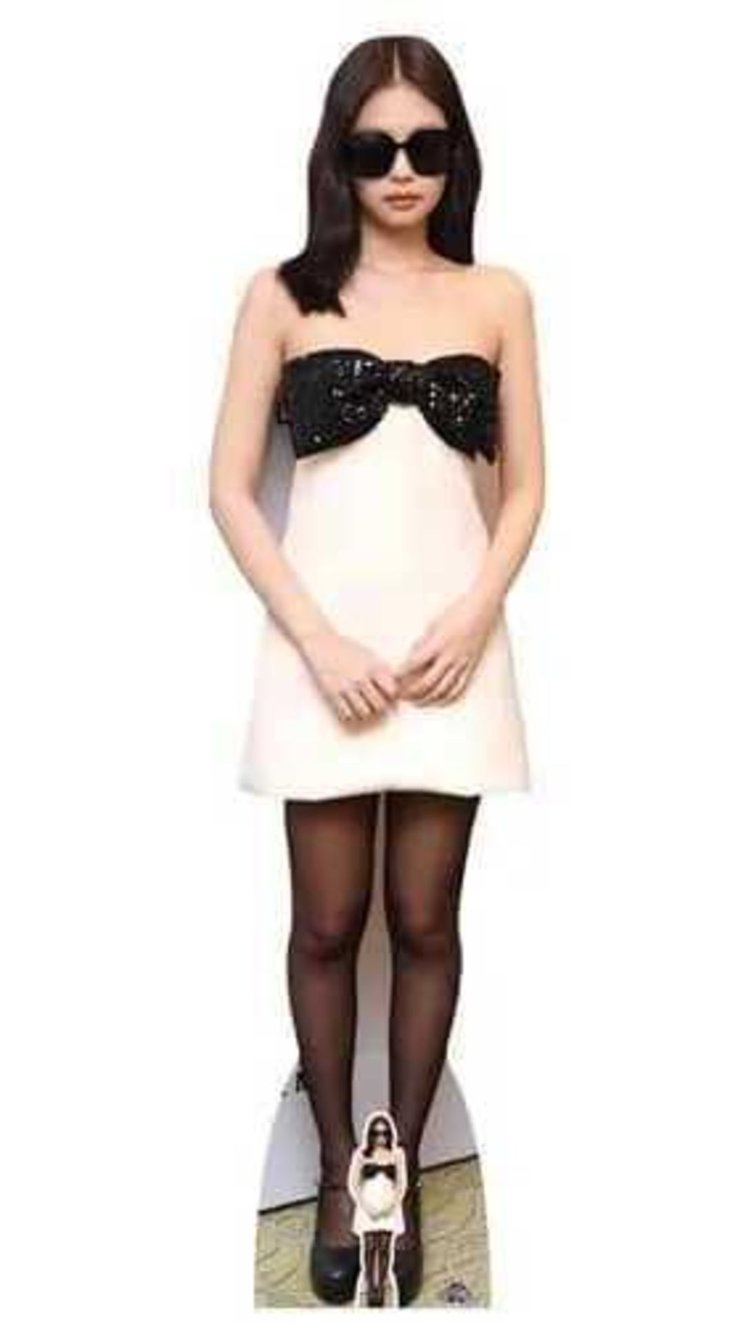 RRP £80, Lot To Contain 4X Jennie Kim Cut Outs, Adult Size