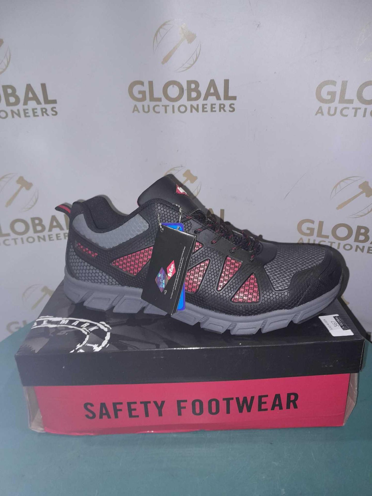 RRP £120 Lot To Contain 4 Boxed Pairs Of Lee Cooper Size 12 Workwear Safety Shoes - Image 2 of 2