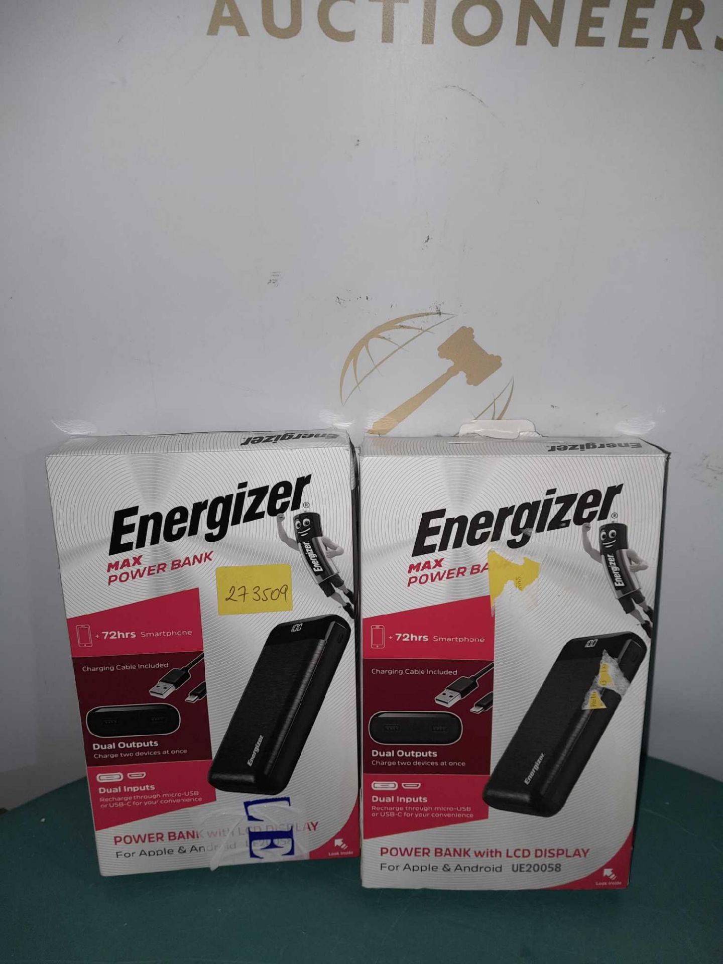 RRP £100 Energizer 5X Fast Charge Max Power Banks - Image 3 of 3