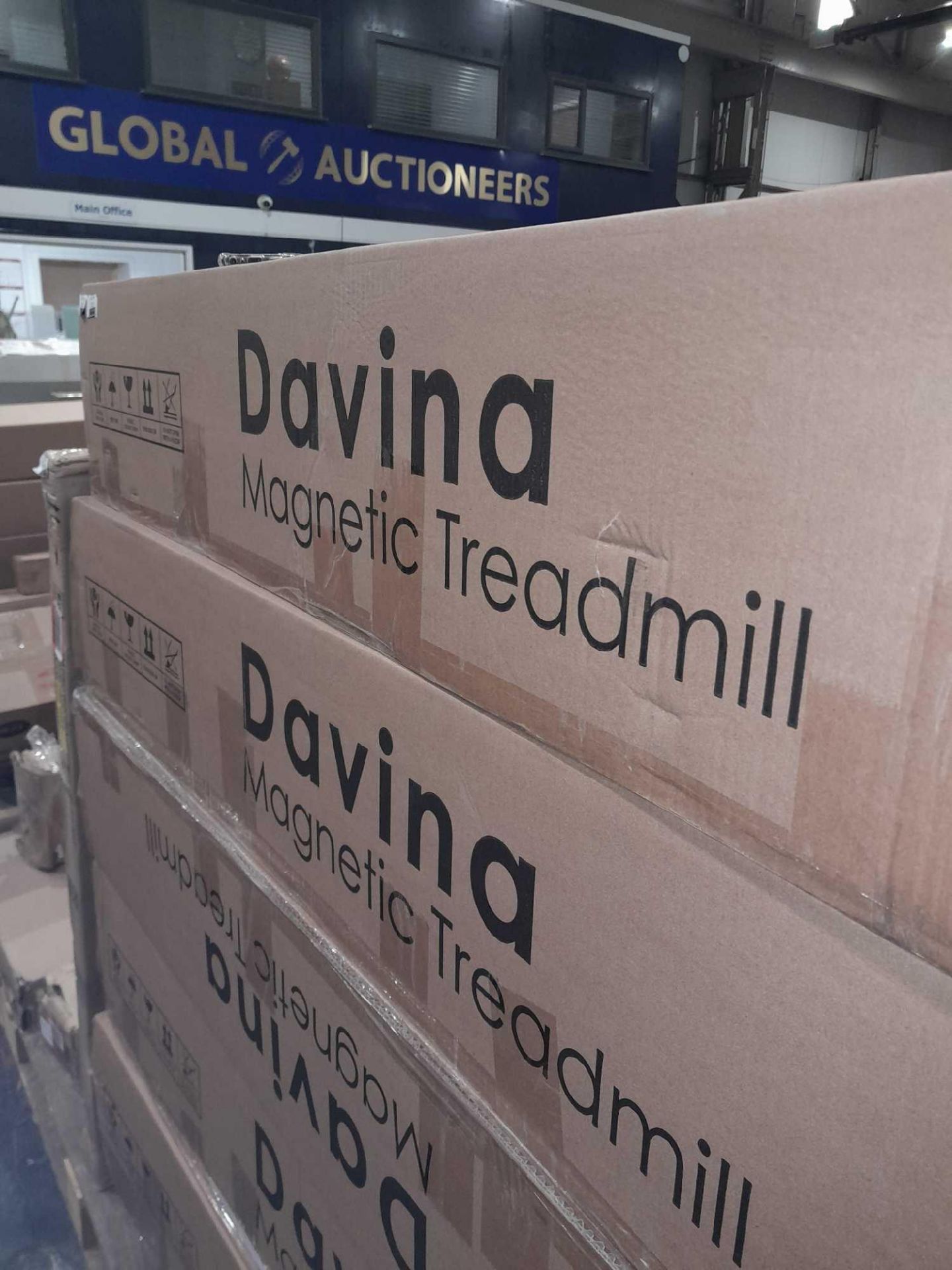 RRP £340 Boxed Brand New Davina Fitness Magnetic Walking Manual Treadmill - Image 2 of 3