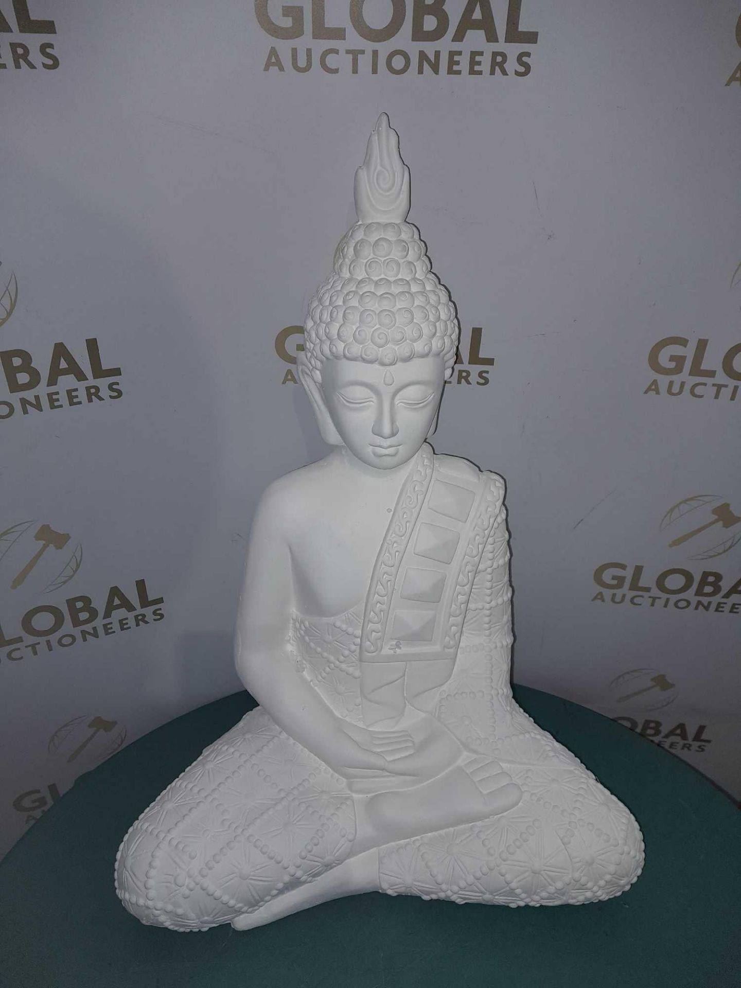 RRP £150 Boxed Kelly Hoppen Indoor Outdoor Large 50Cm Buddha Statue (Good Condition) - Image 2 of 2