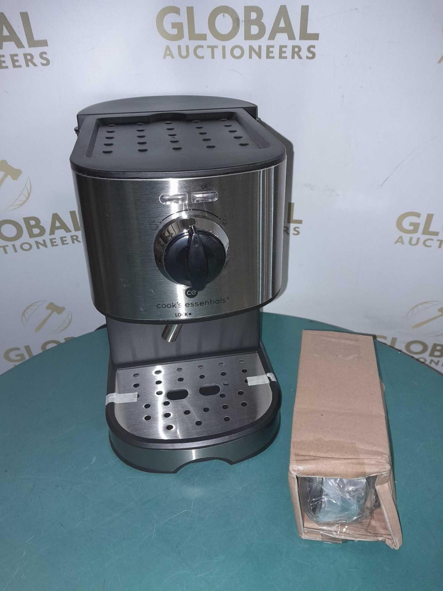 RRP £100 Boxed Cooks Essentials Pump Espresso Coffee Machine With Milk Frother (Good Condition) - Image 2 of 2