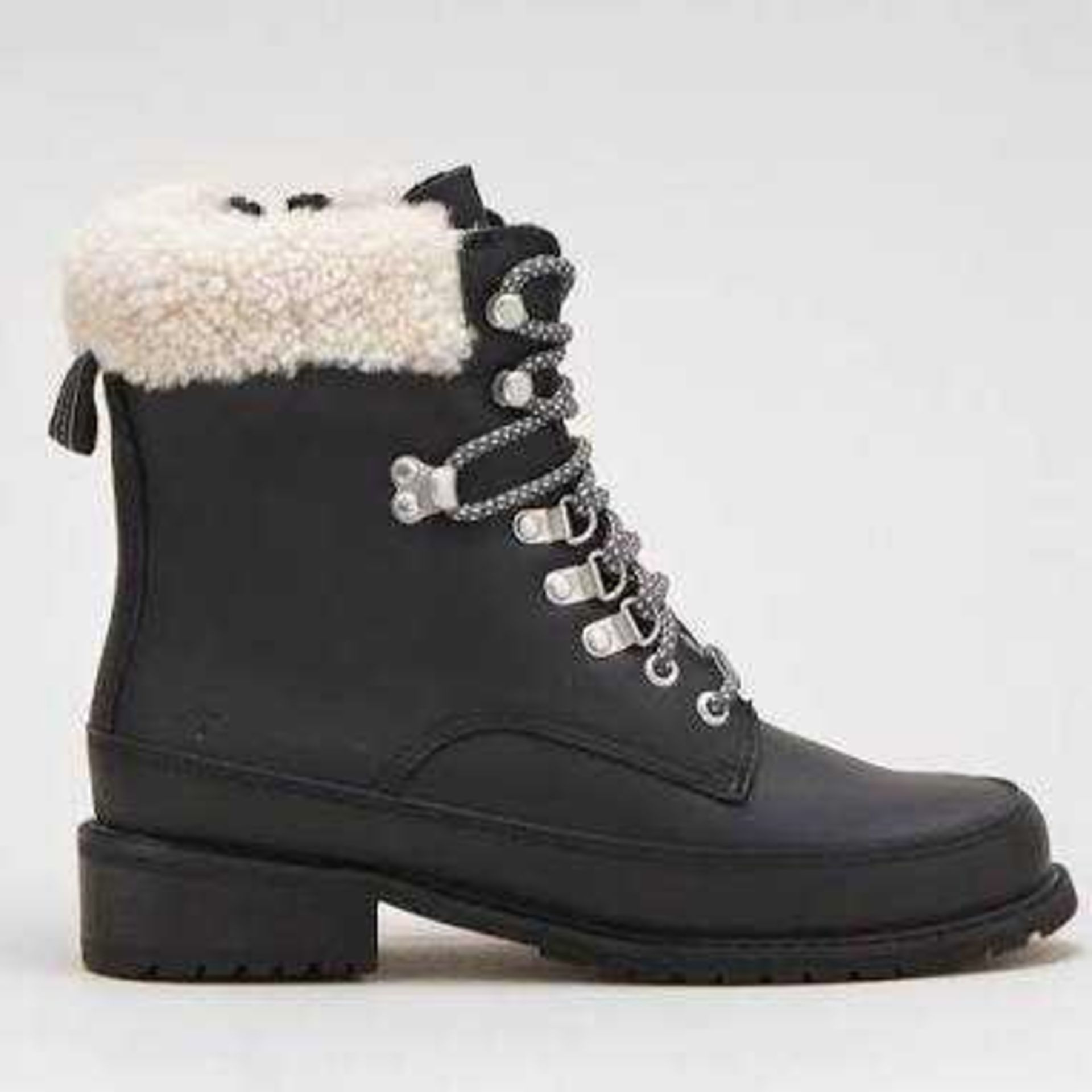 RRP £150 Emu Australia Okab Size 9 Boots. Black.