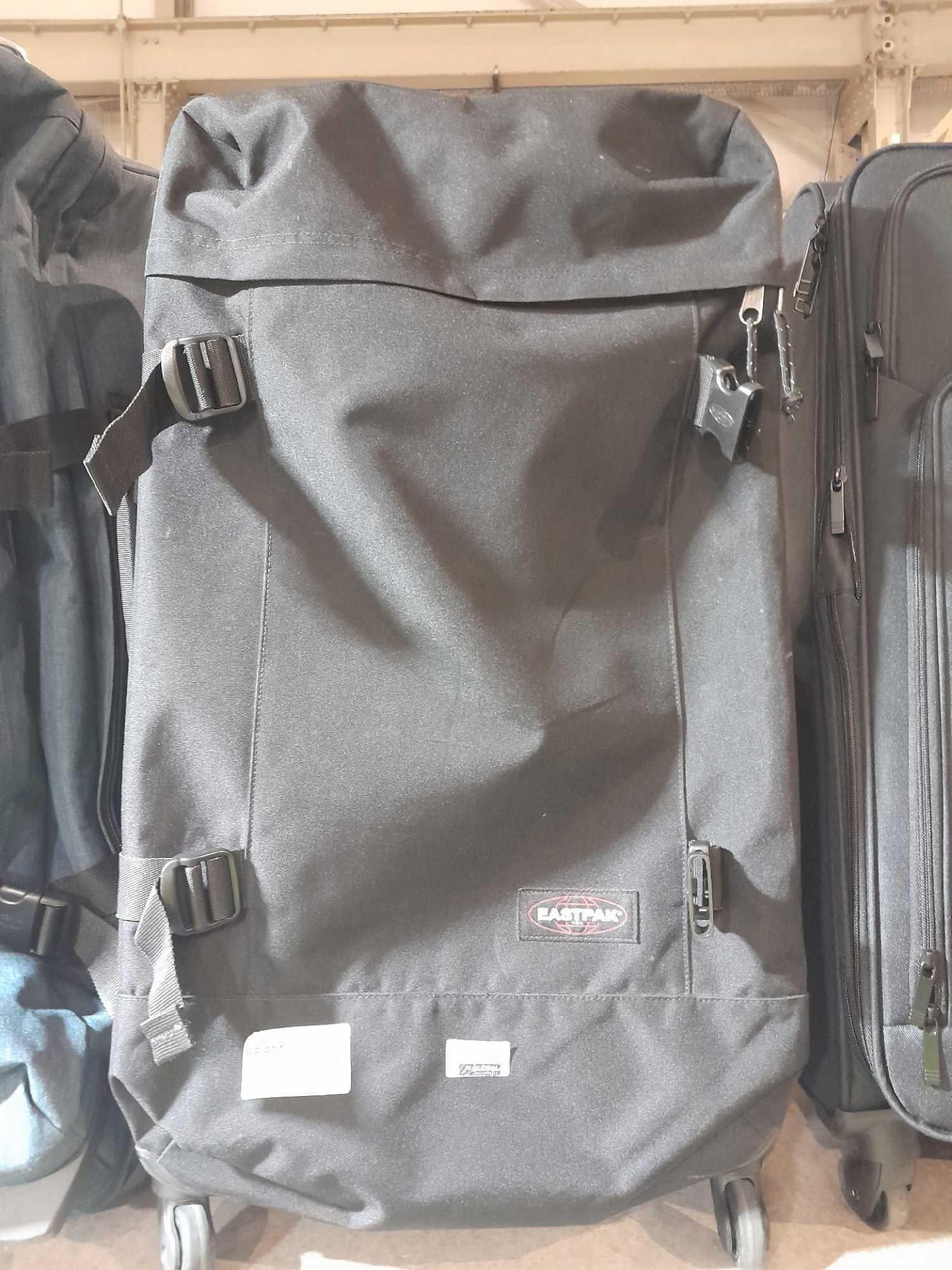 RRP £160 Unboxed Eastpak Black Travel Case(Good Condition) - Image 2 of 2