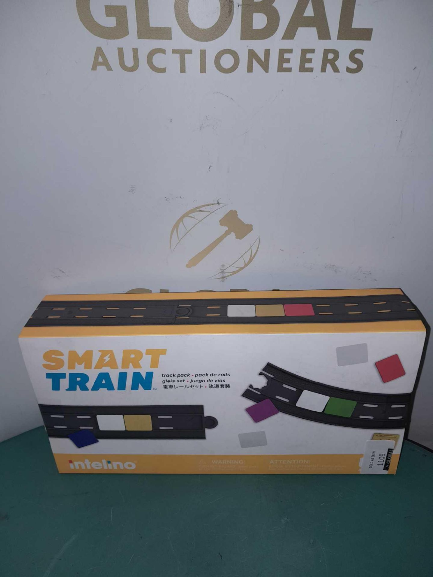 RRP £130 Boxed Intelino J-1 Smart Train Starter Set - Robot Toy Train That Teaches Coding Through Pl - Image 2 of 2