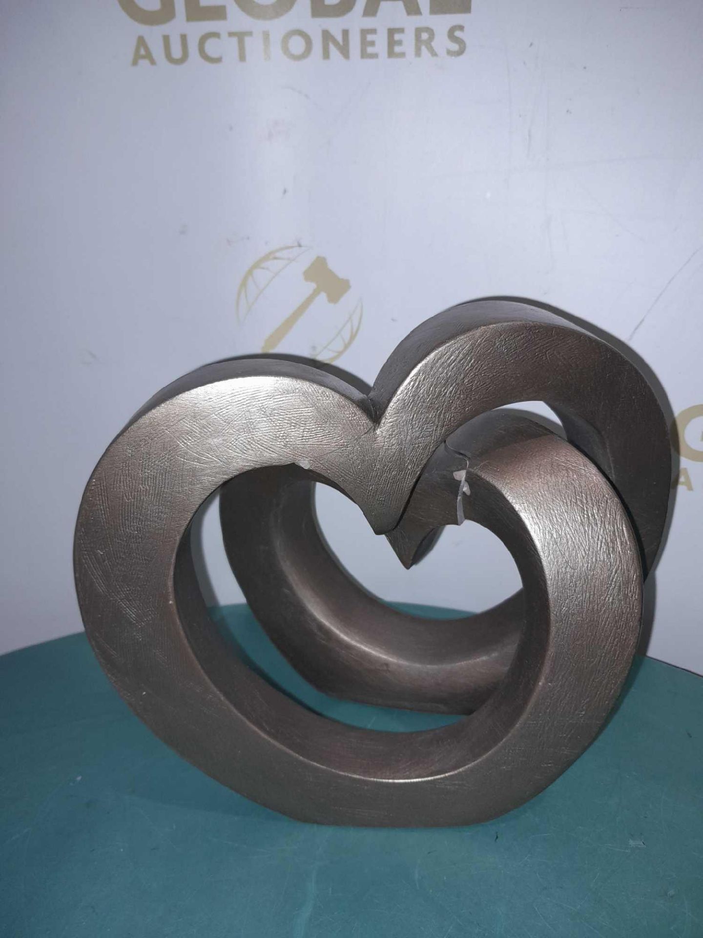 RRP £125 Boxed Frith Sculpture Enduring Love By Adrian Tinsley, H24Cm - Image 2 of 2