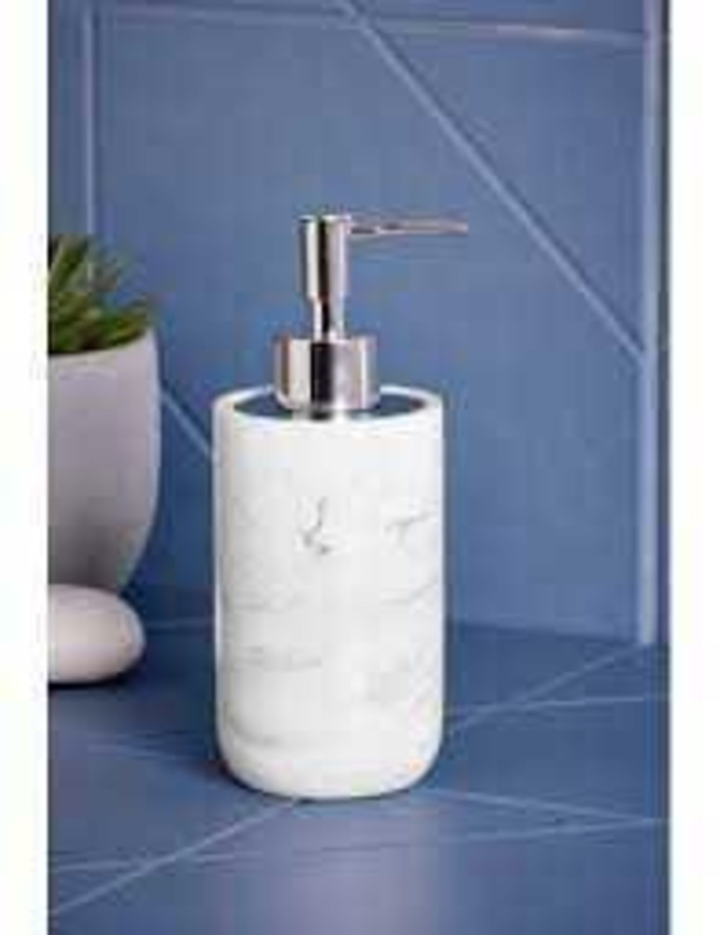 RRP £240 Lot To Contain Approx. 12X John Lewis Marble Soap Pump Dispensers (New)(M)(Condition