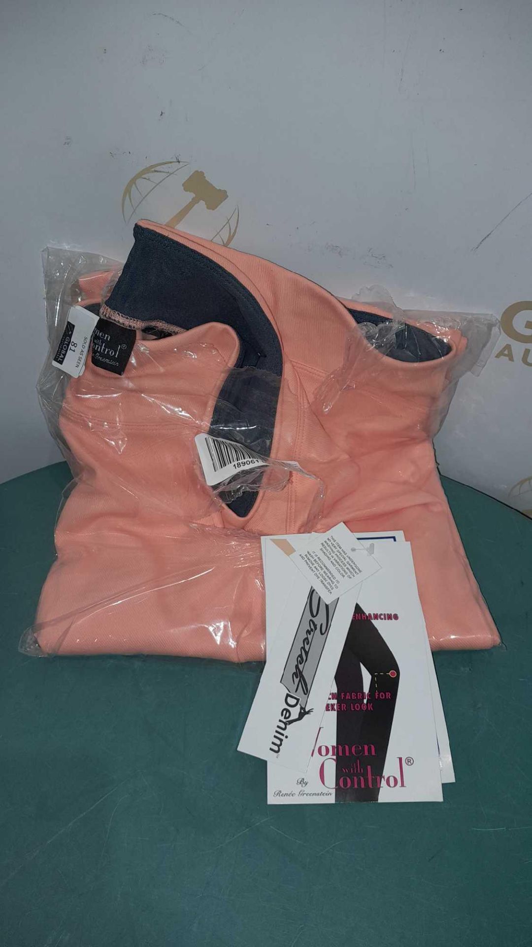 RRP £240 Women's 6X Reg Tum Control Leggings. Coral. Bagged/Checked (Like New) (T)(Condition Reports - Image 2 of 2