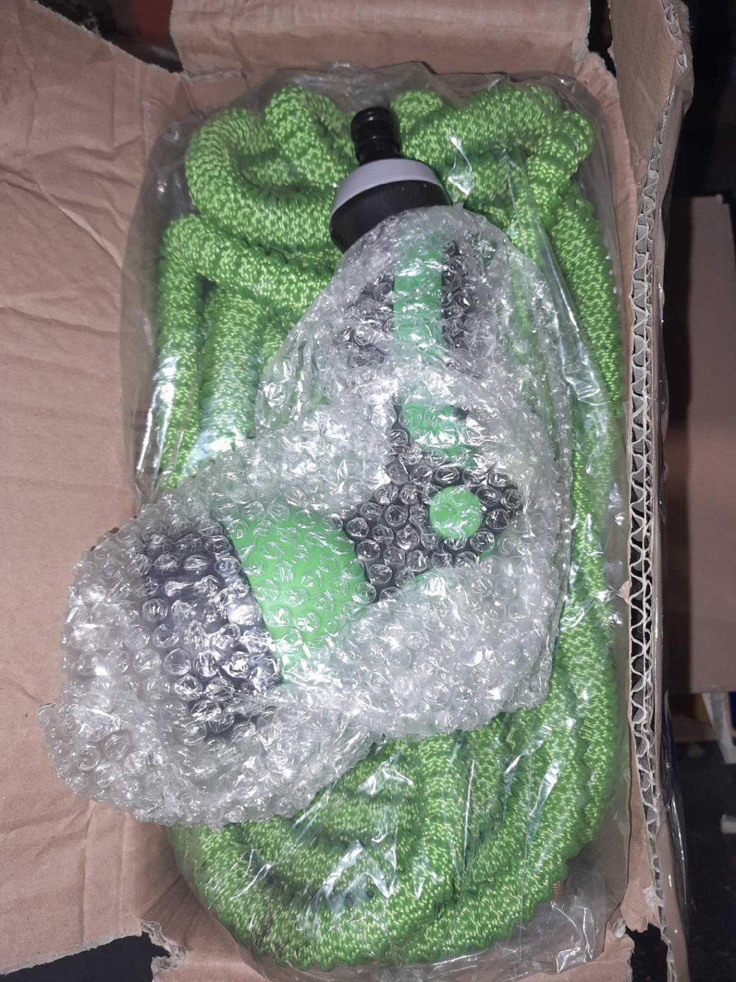 RRP £240 Lot To Contain 6 Boxed Assorted Grumpy Gardner Stretch Hoses - Image 2 of 3