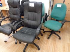 5 x Swivel office chairs as lotted