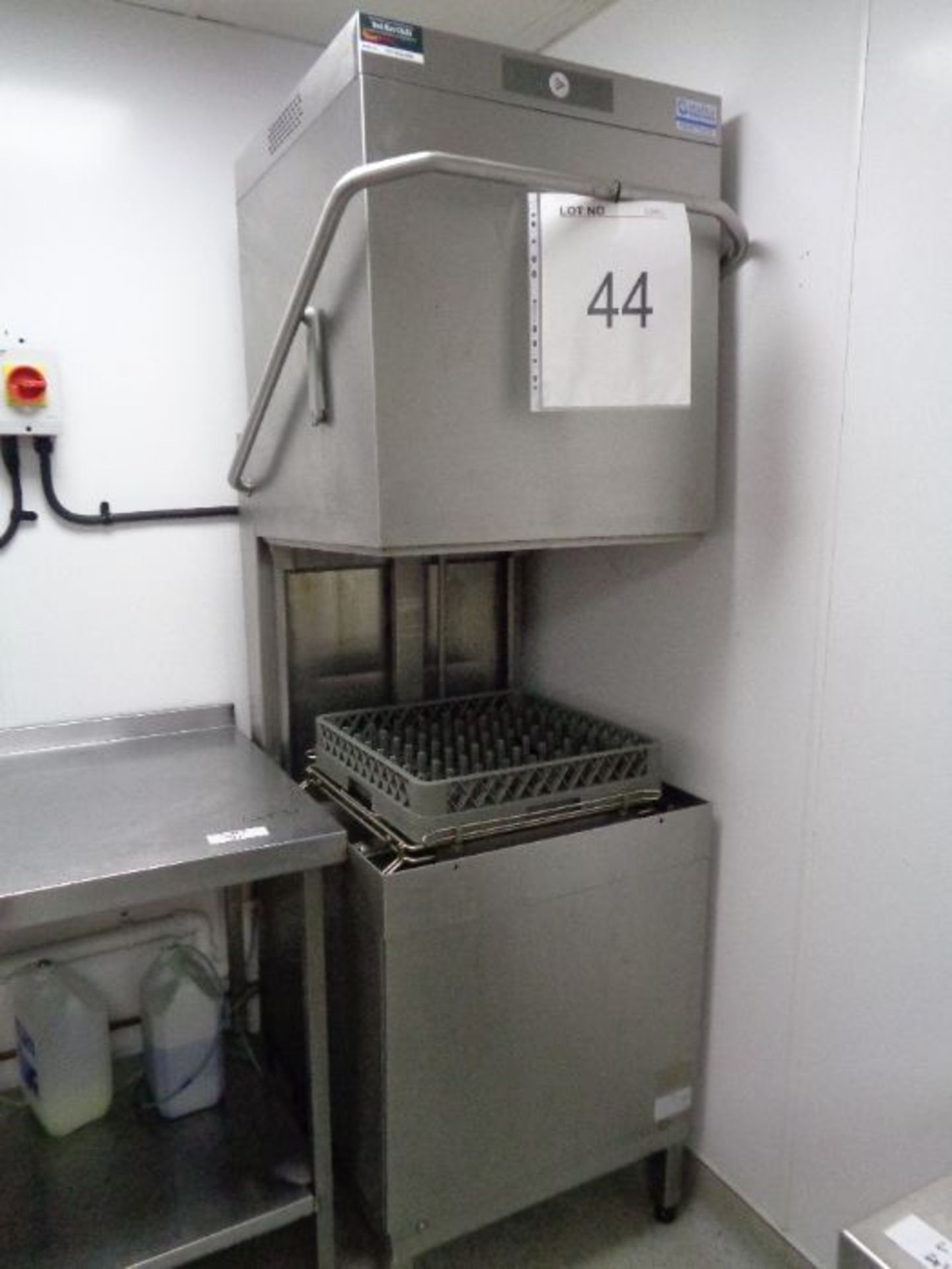 Hobart model AUPS 31 pass through dishwasher with draining table