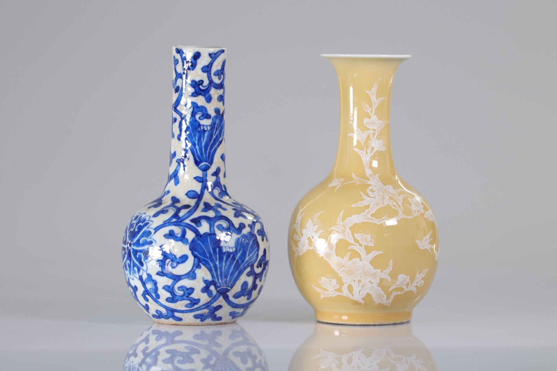 China lot of vases (2) Republic period