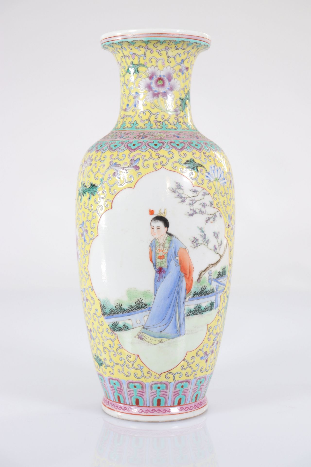 China - porcelain vase - republic period - 20th - Image 2 of 5