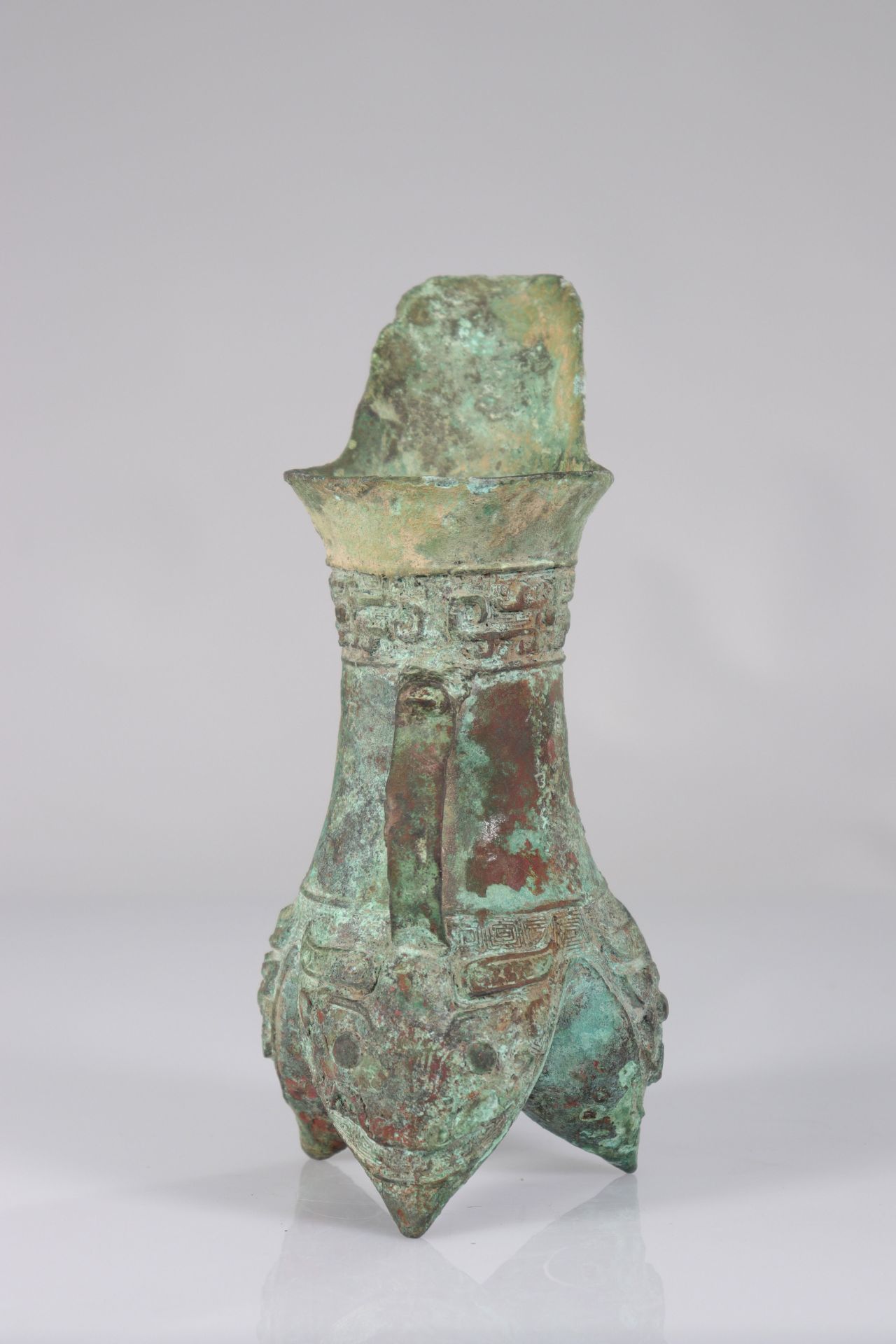 China bronze jug with archaic decoration - Bild 3 aus 5
