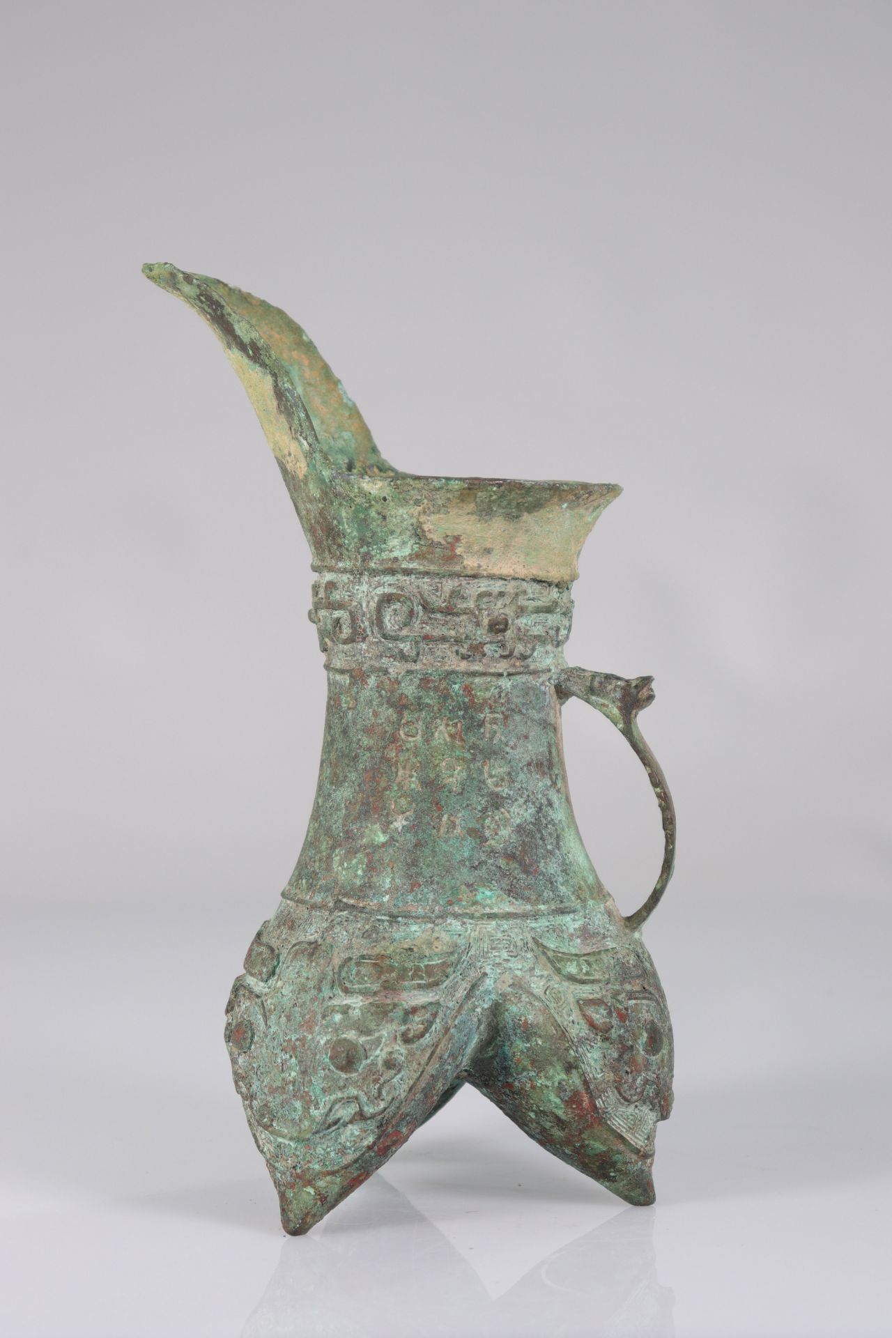 China bronze jug with archaic decoration - Bild 2 aus 5