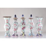 Set of 5 Yongzheng covered vases and potiches decorated with peaches and pomegranates in relief