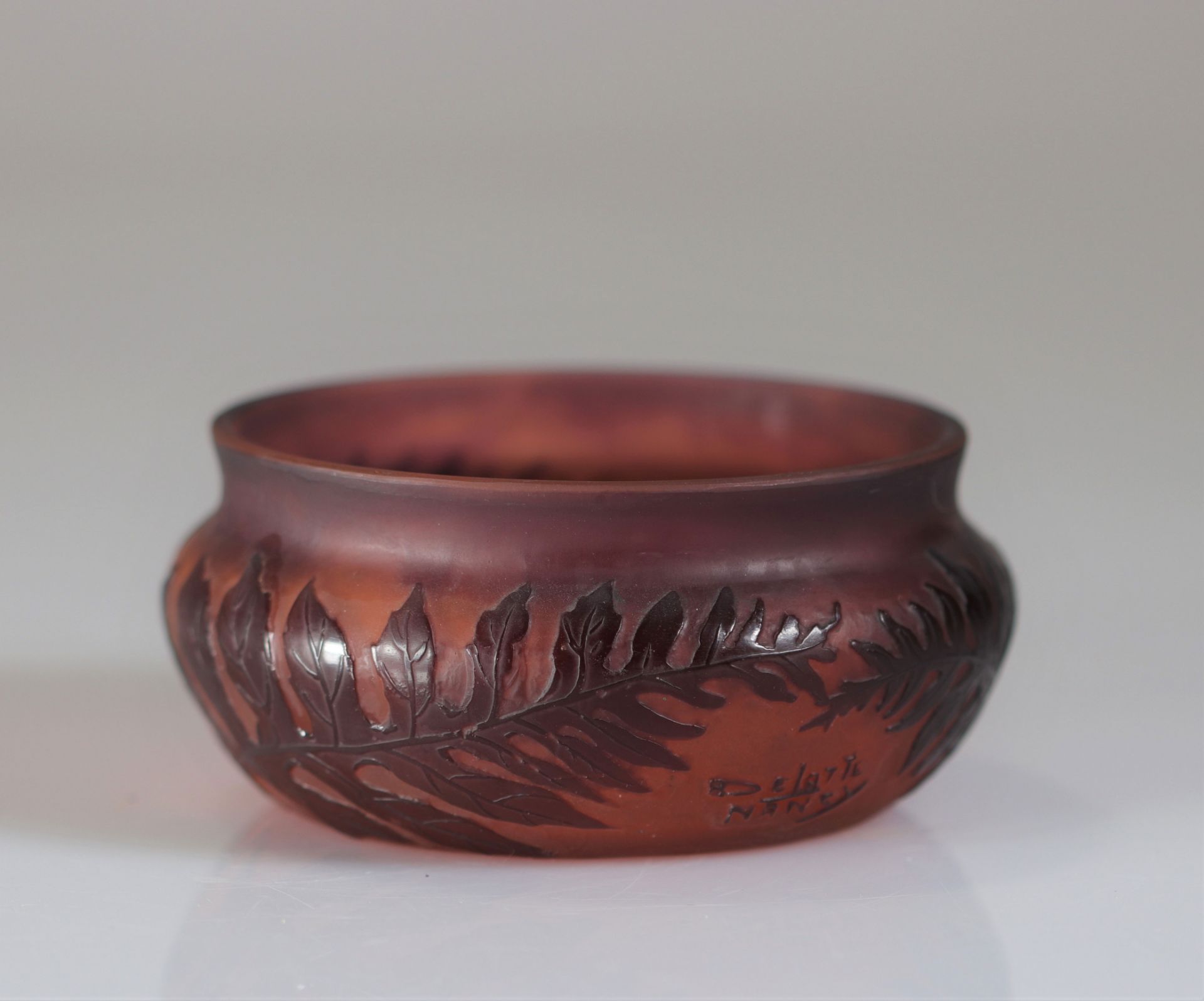 Delatte Nancy bowl decorated with ferns