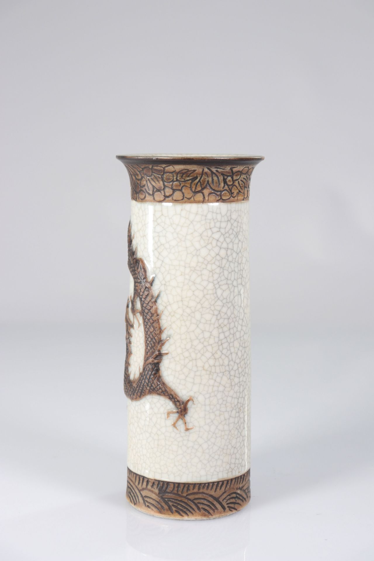 China roll vase in nanjing porcelain dragon decor - Bild 2 aus 6