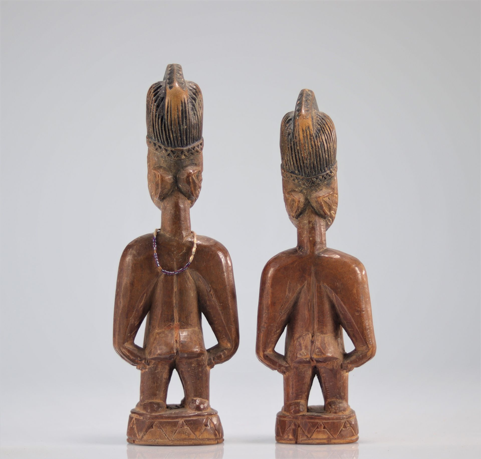 YOROUBA Couple of statuettes representing â€œIbedjiâ€ twins. - Bild 4 aus 4