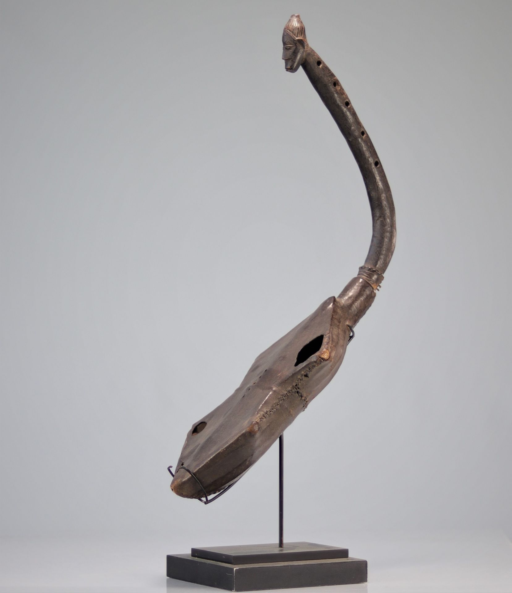 Mangbetu harp surmounted by a head Ex col: Yannik Van Ruysevelt - Image 4 of 5