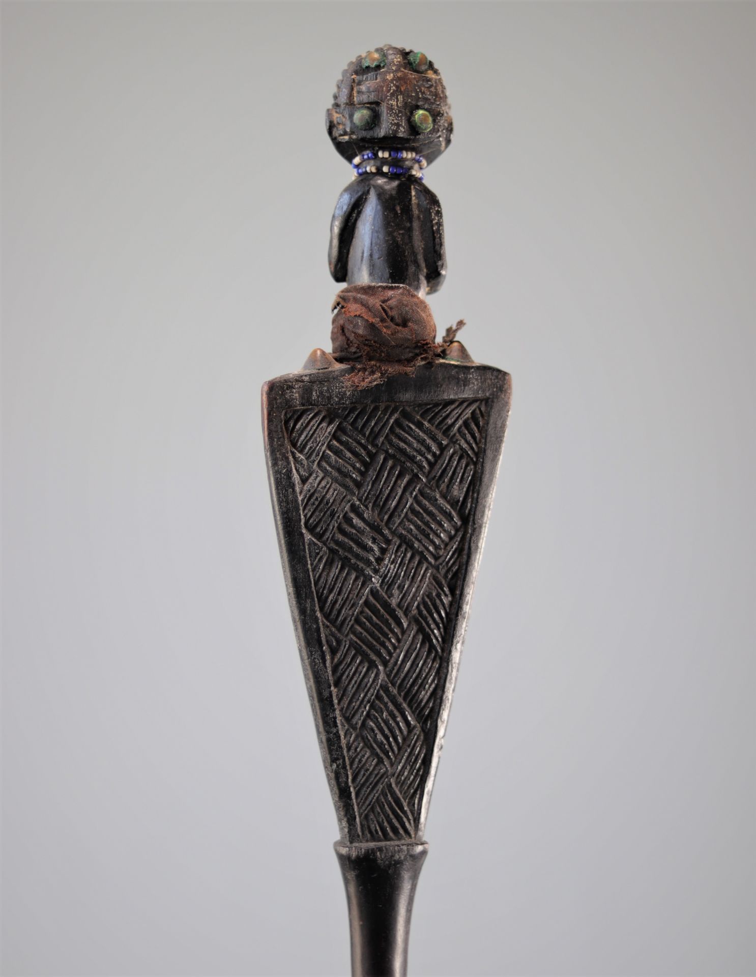 Luba scepter surmounted by a figure - Bild 6 aus 6