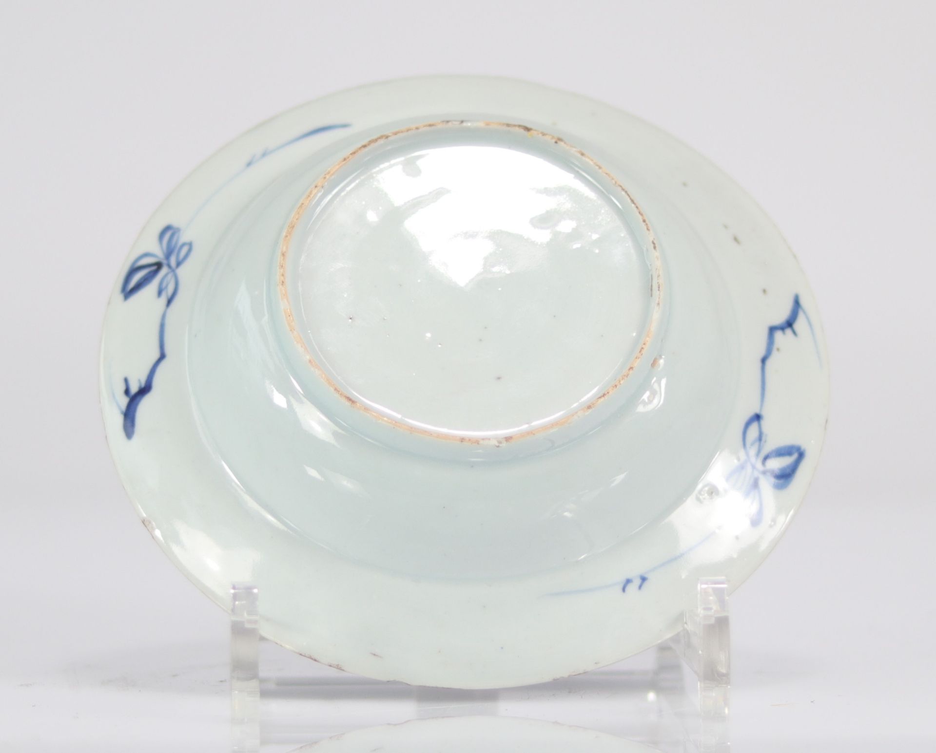 Chinese white blue porcelain dish 18th - Bild 2 aus 2