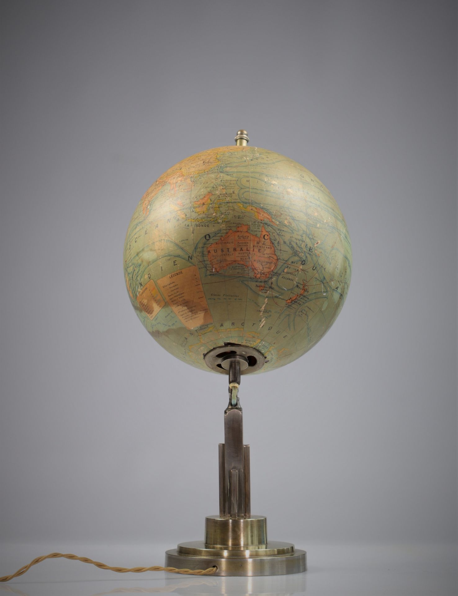 PAUL DUPRE-LAFON (1900-1971) Luminous terrestrial globe - Bild 5 aus 7