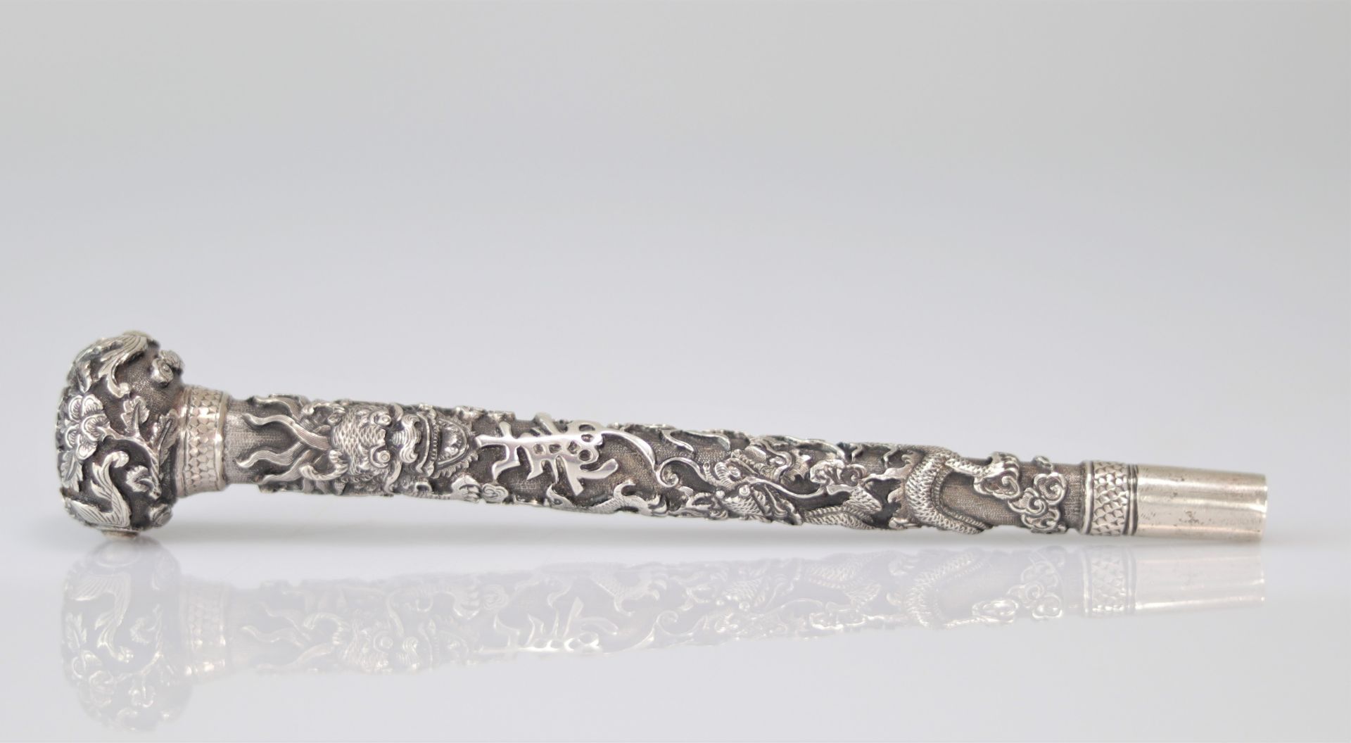 Chinese silver pommel circa 1900 decorated with dragons - Bild 2 aus 4