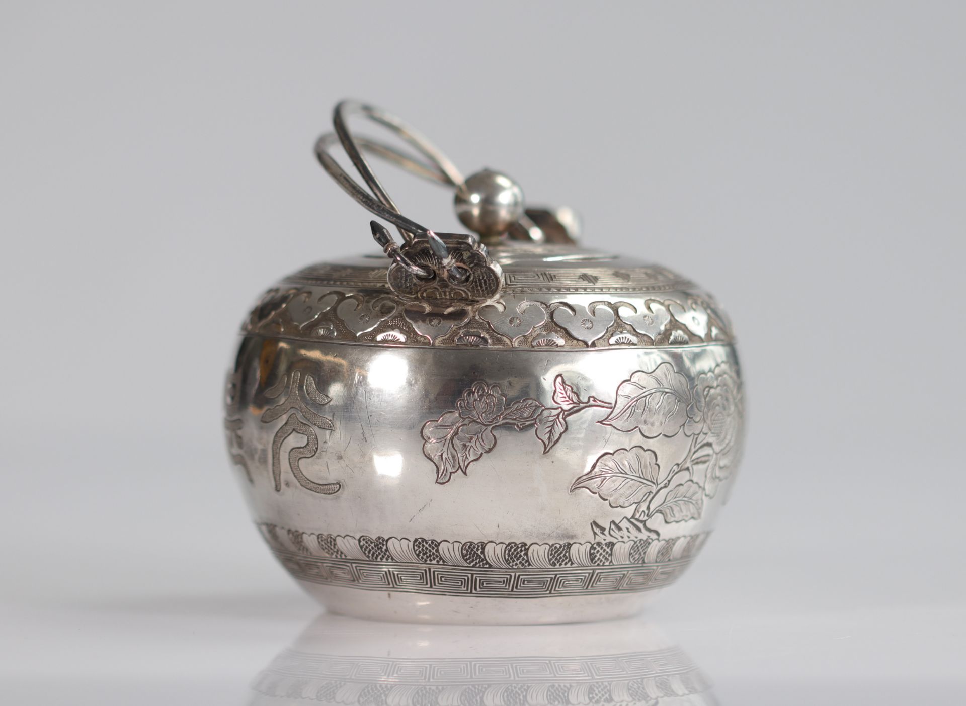 China silver teapot and cup - Image 4 of 11