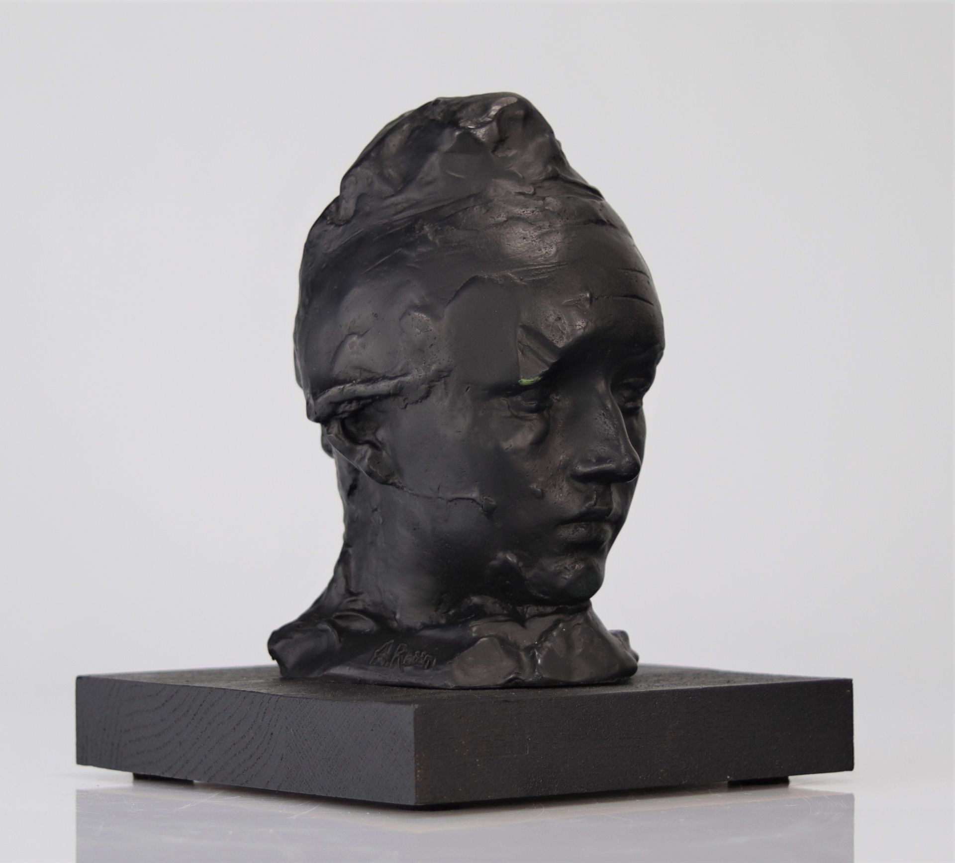 Auguste Rodin. Around 1967. â€œHead of Camille Claudel with a Bonnetâ€. Bronze with brown and green - Bild 2 aus 8