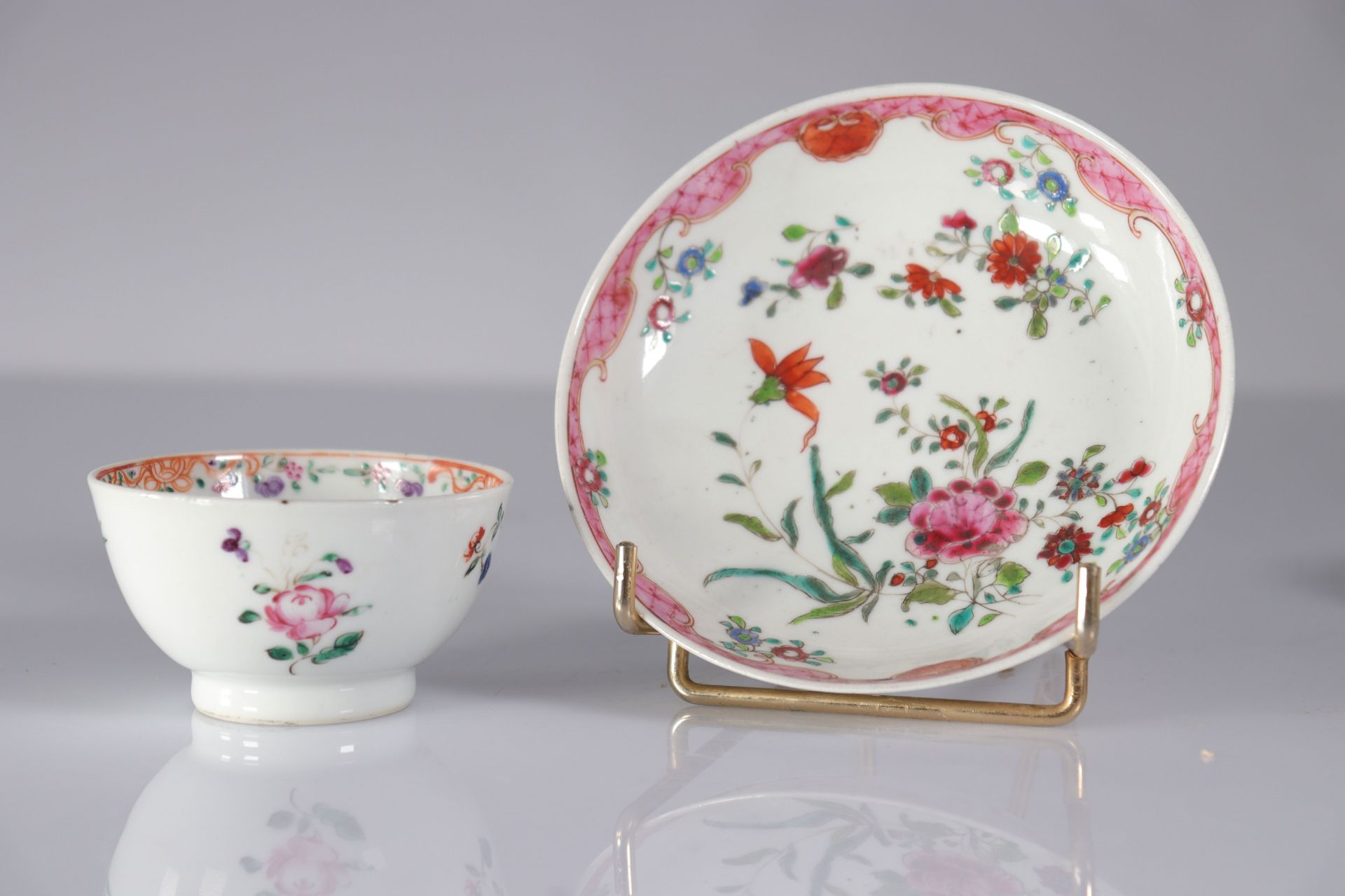 Pair of bowls and under bowls Compagnie des Indes 18th - Image 3 of 8