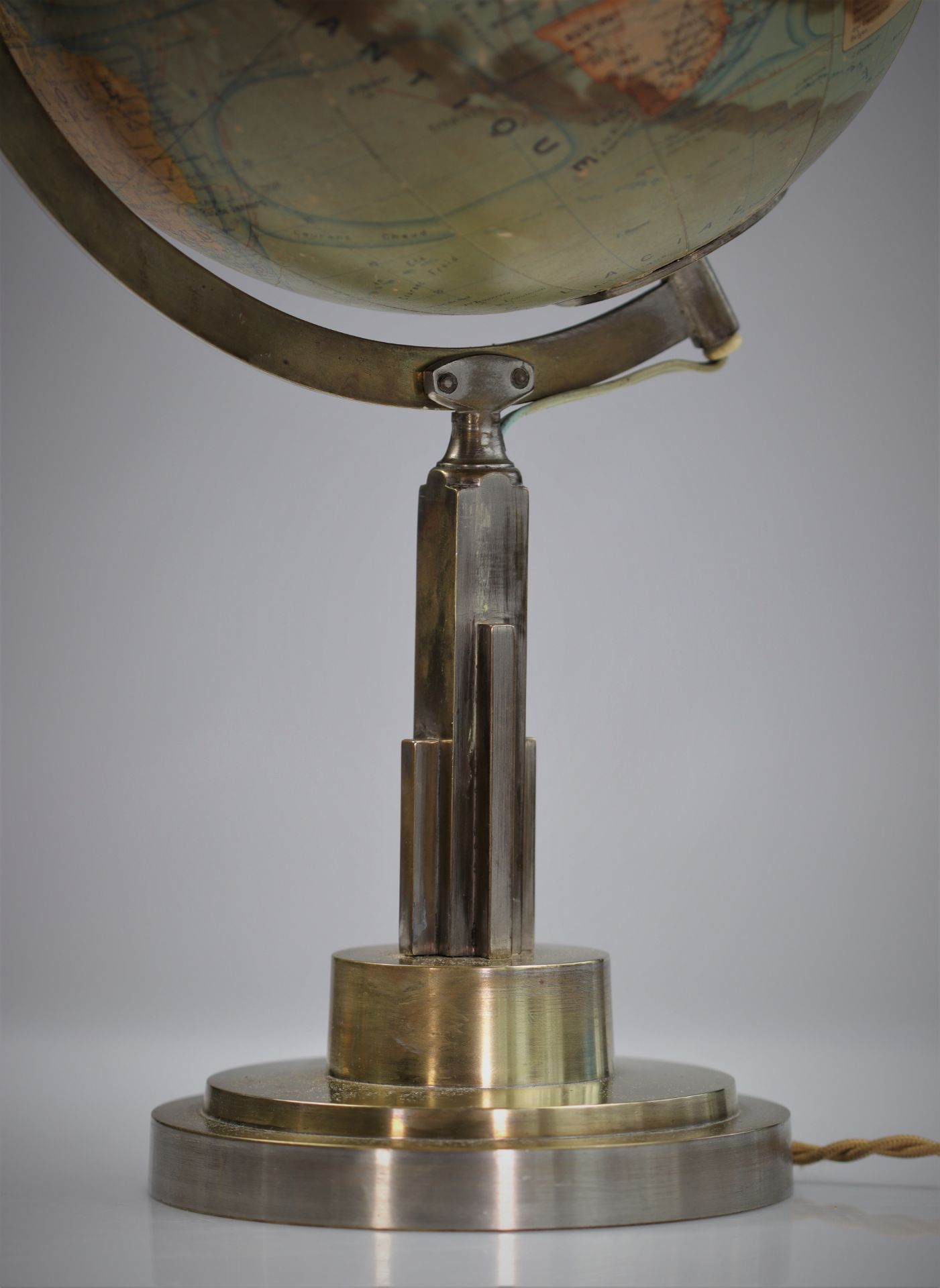 PAUL DUPRE-LAFON (1900-1971) Luminous terrestrial globe - Bild 6 aus 7