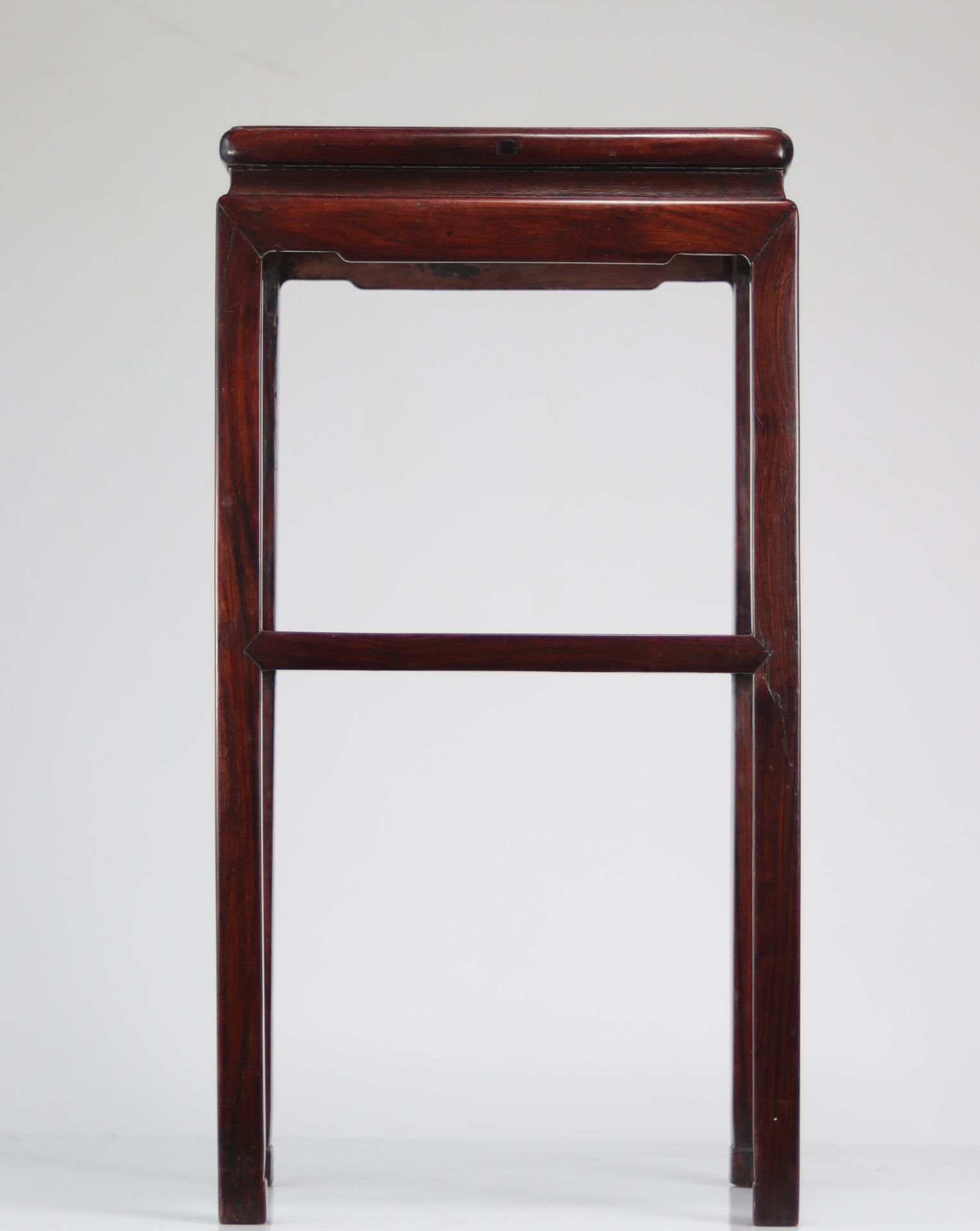 China - Precious wood tea table (evtl. huanghuali - to be verified) - 17th/18th