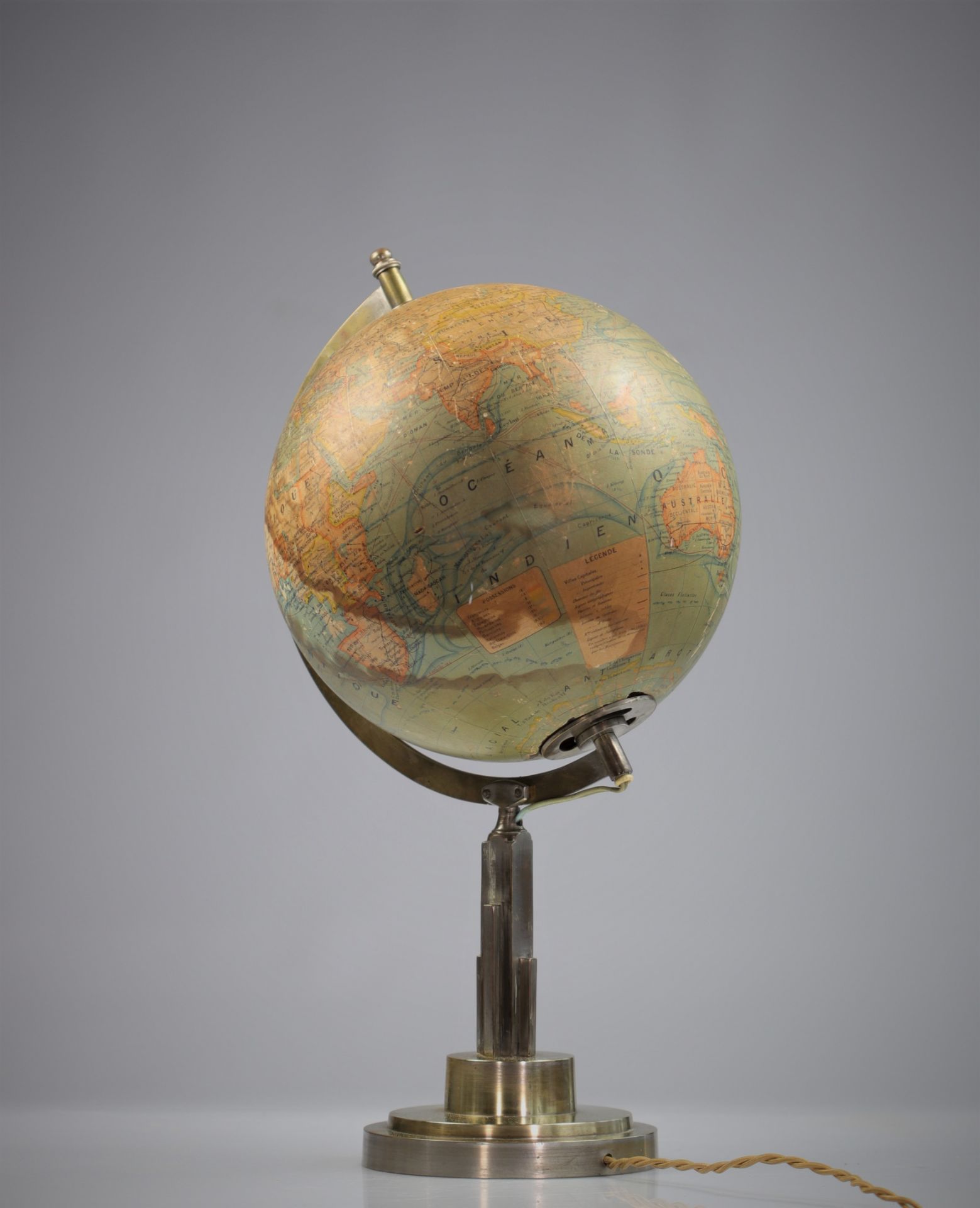 PAUL DUPRE-LAFON (1900-1971) Luminous terrestrial globe - Bild 4 aus 7