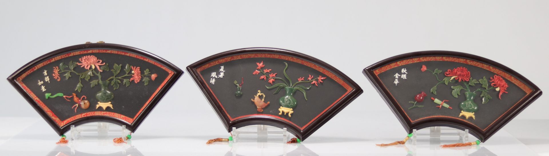 China - jade fan decoration, hard stone coral -