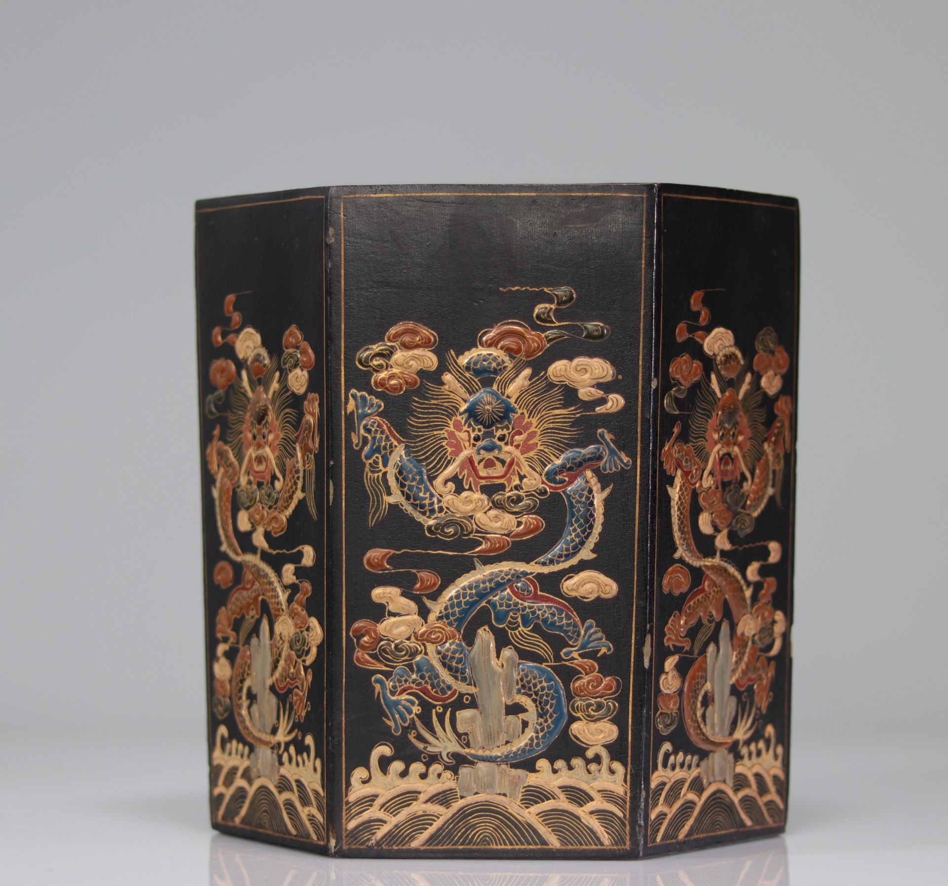 Chinese brush holder decorated with imperial dragons Mark under the piece - Bild 4 aus 5
