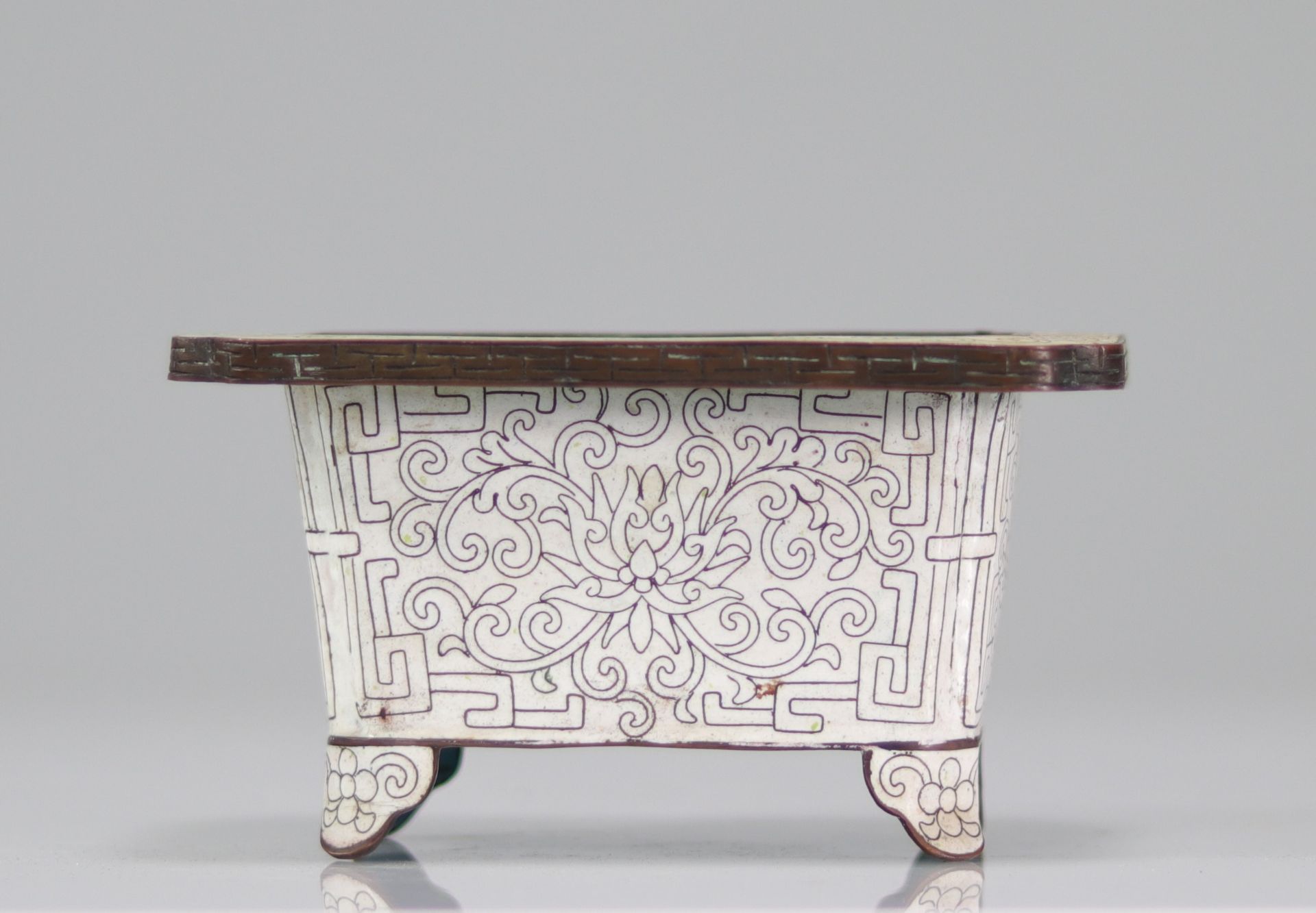 White Cloisonne Chinese Planter. Qing period - Bild 3 aus 5