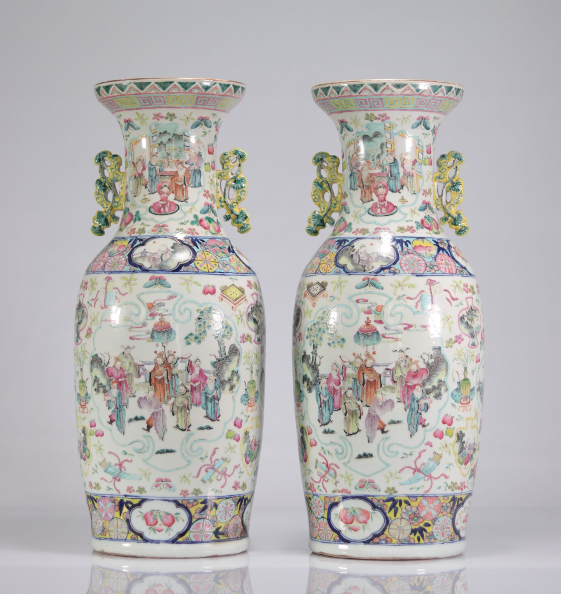 Pair of 19th century Rose family vases - Image 5 of 6