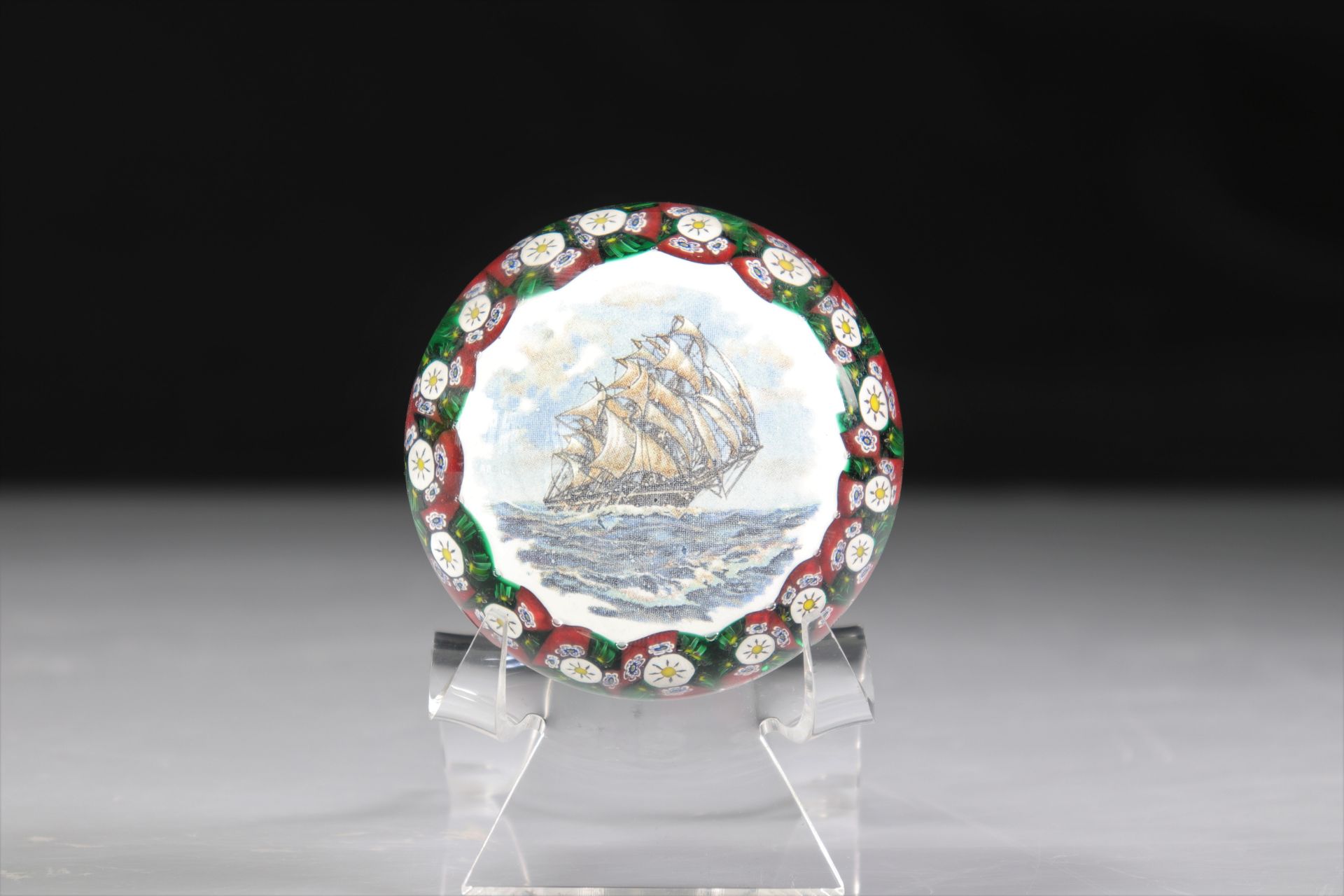 Paperweight. Murano.