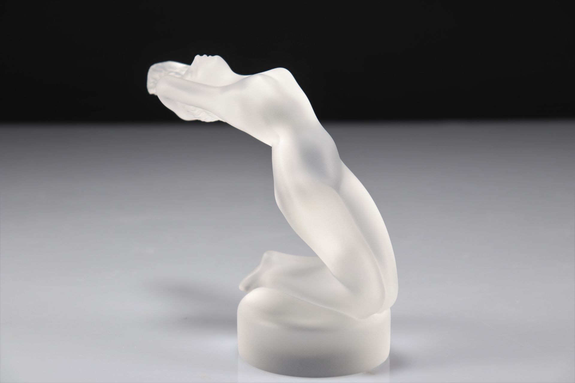 Lalique figurine - Image 2 of 4