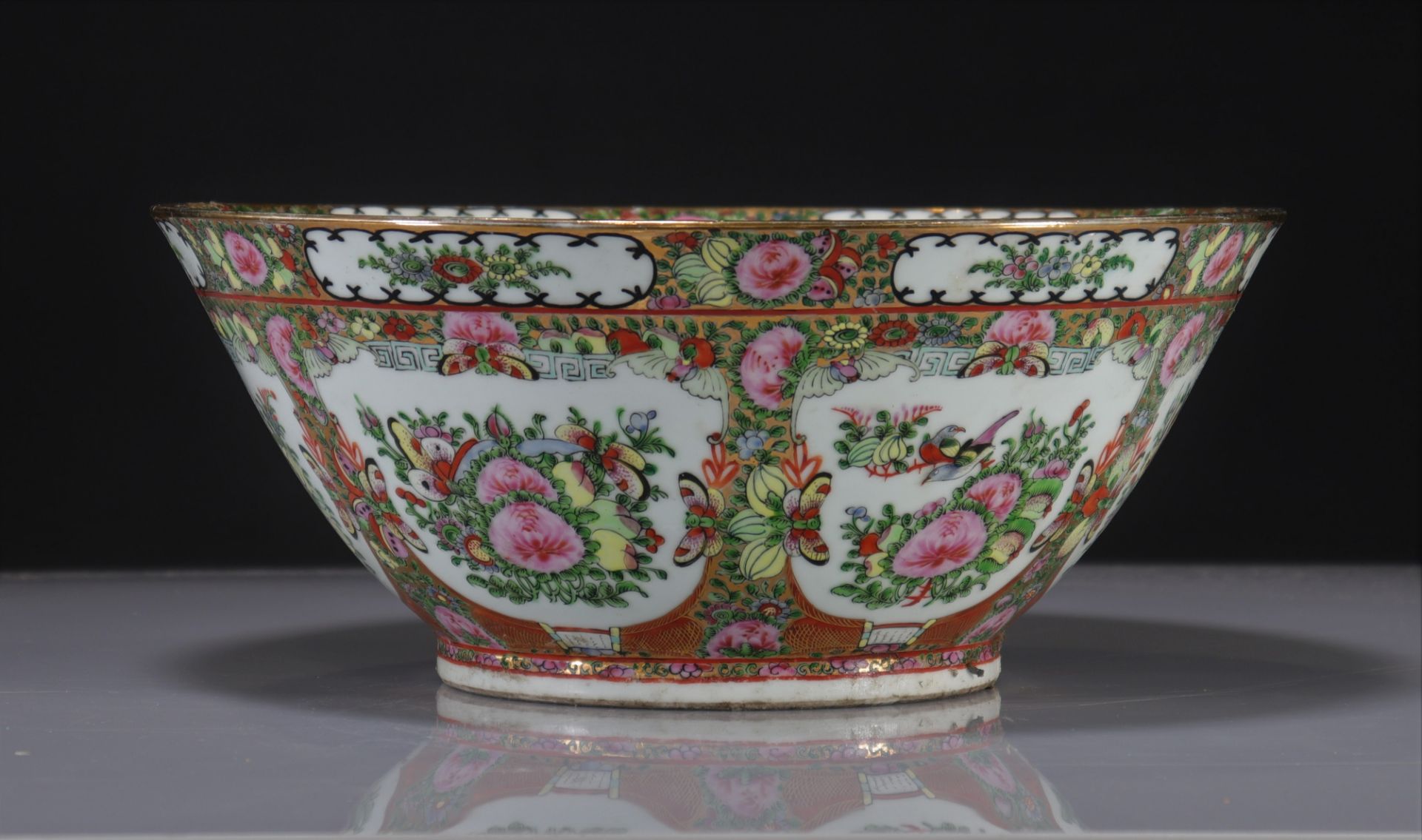 Imposing Canton porcelain cup - Bild 2 aus 2