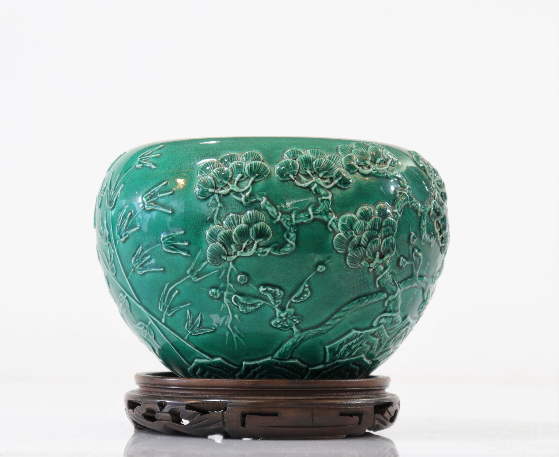Chinese green porcelain vase with floral decoration marked under the piece - Image 3 of 4