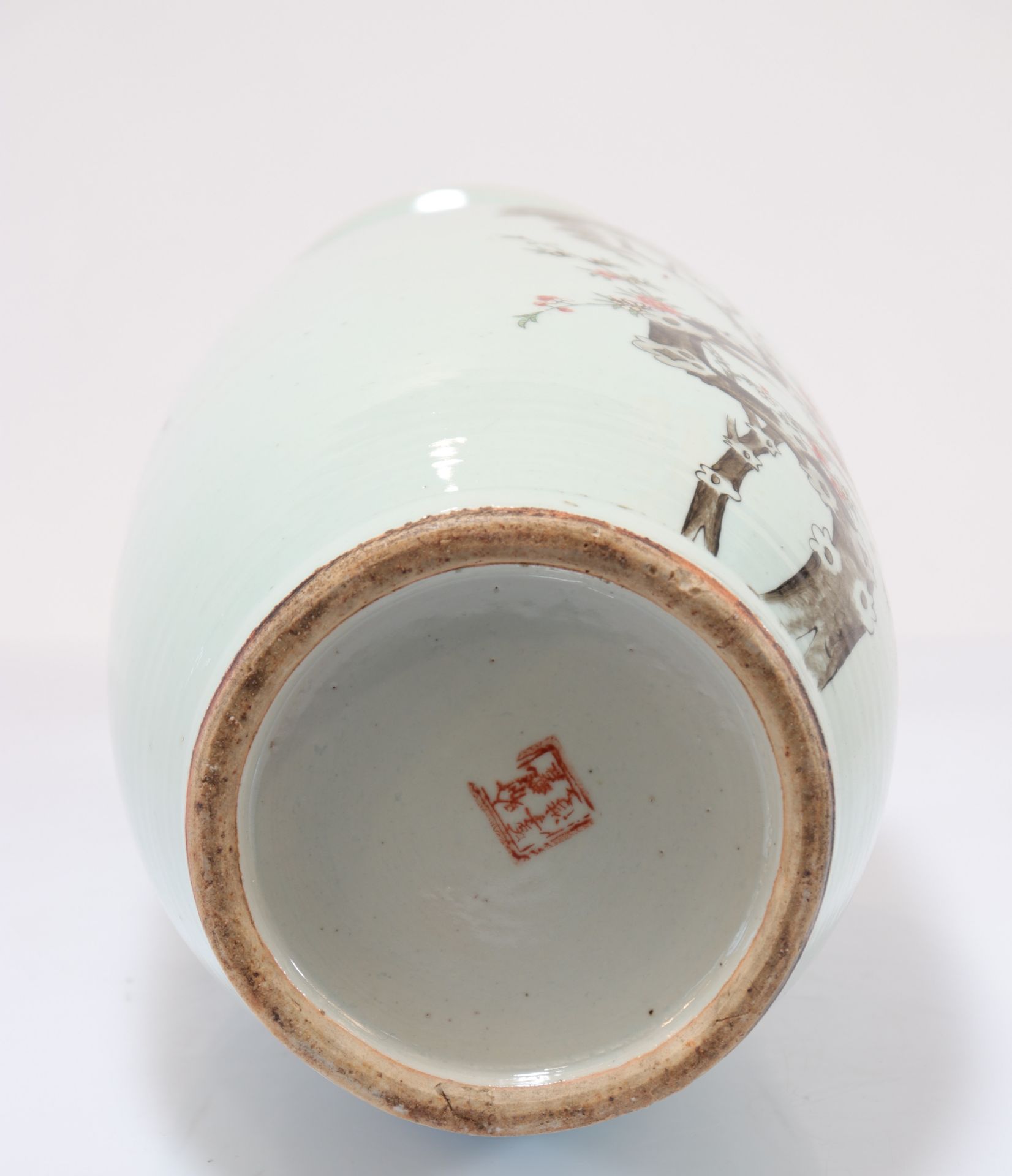 Chinese porcelain vase decorated with birds - Image 4 of 4