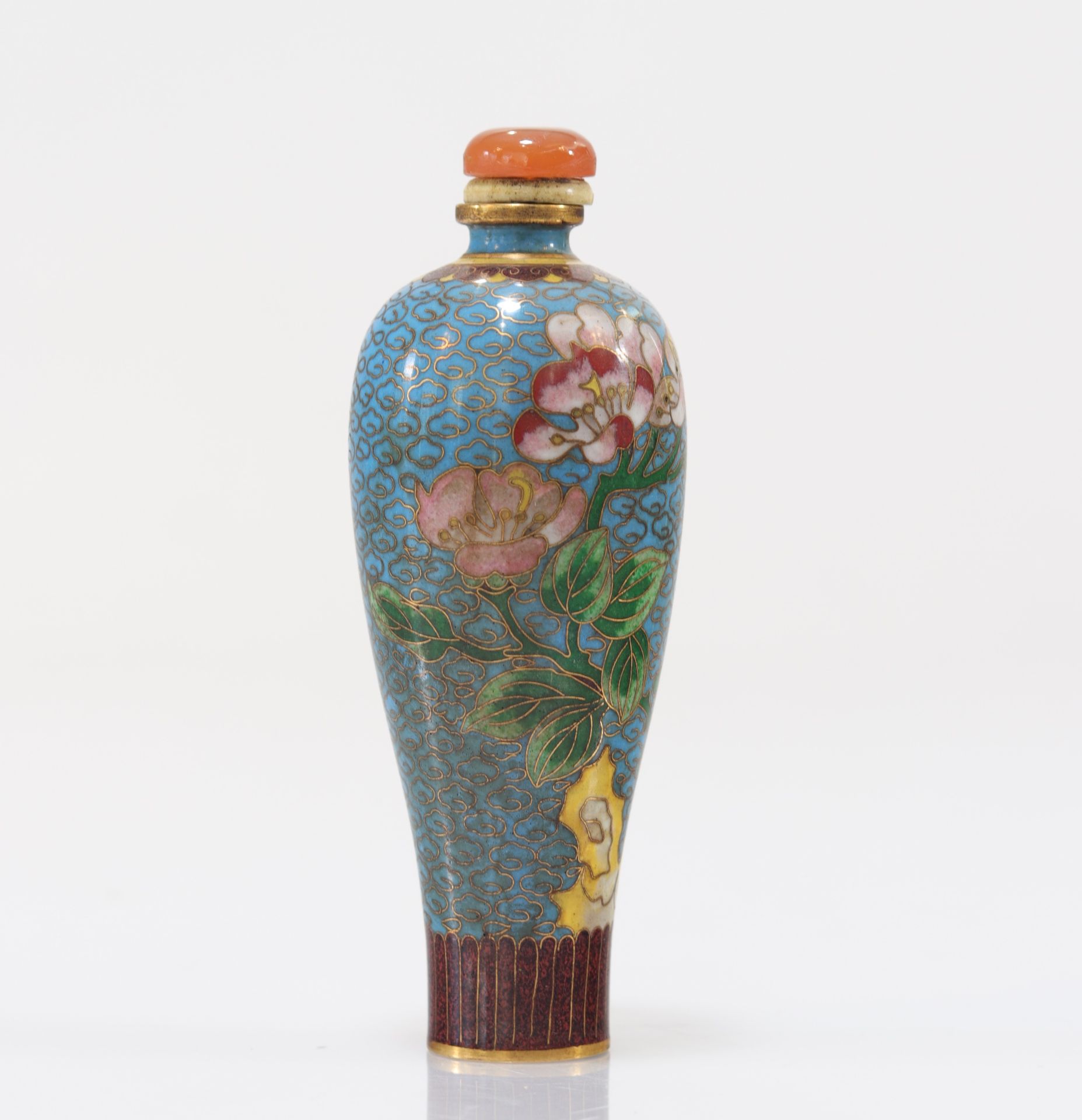 Qing period cloisonne snuff box with flower decoration - Image 3 of 7