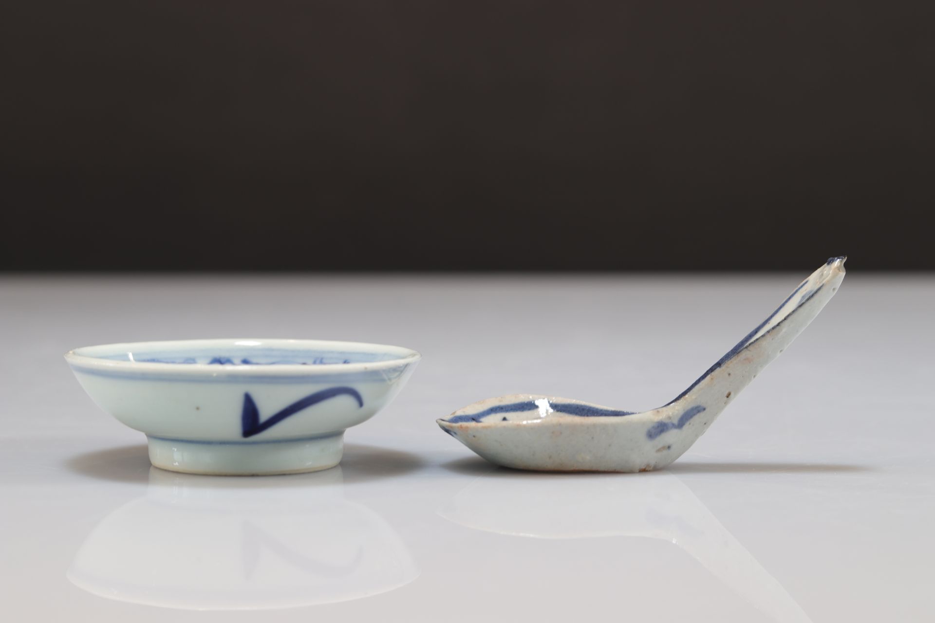 "blanc-bleu" porcelain dish and spoon - Image 3 of 3